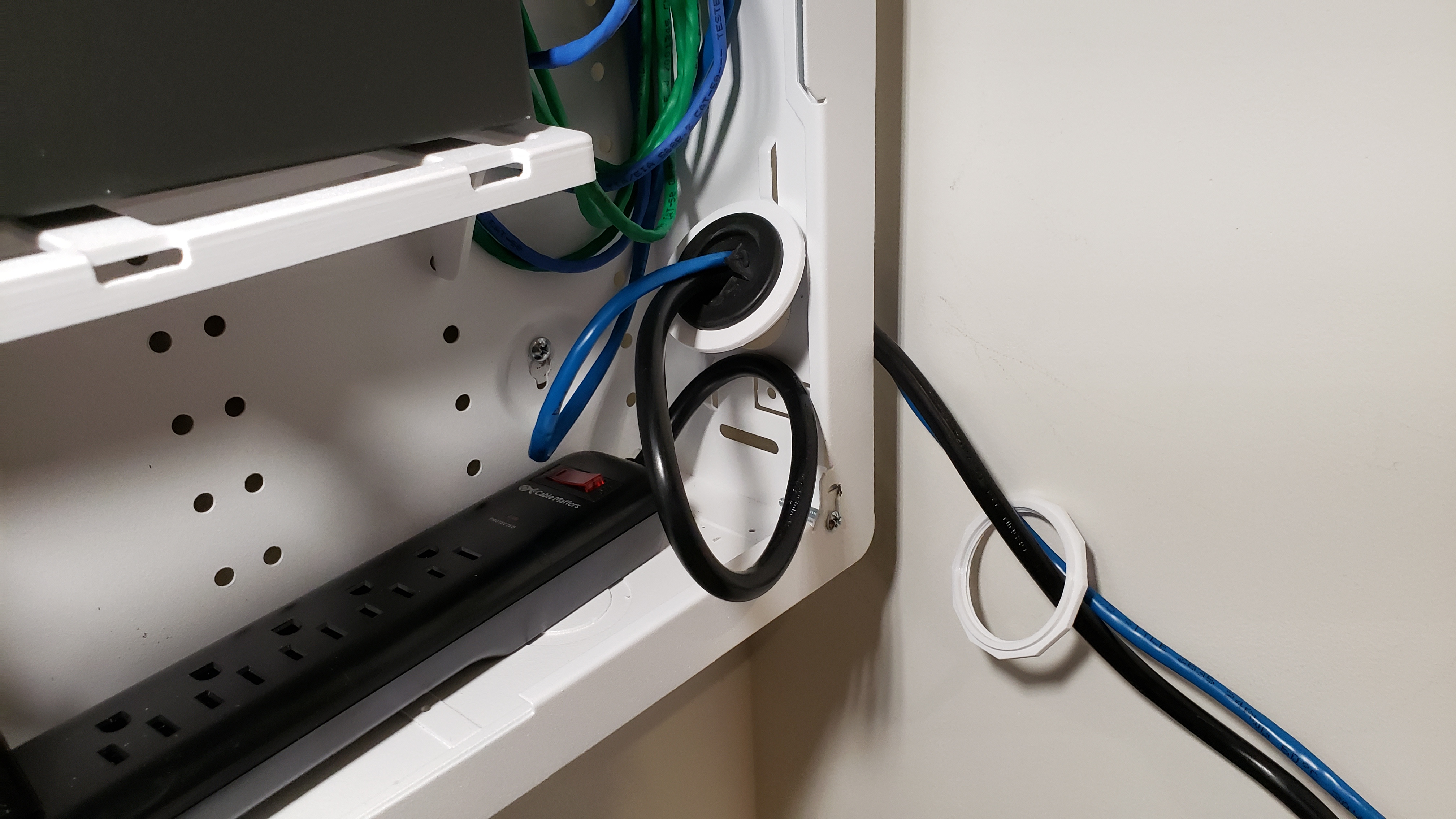 Leviton Structured Media Enclosure Hole Reducer — thumbnail 6