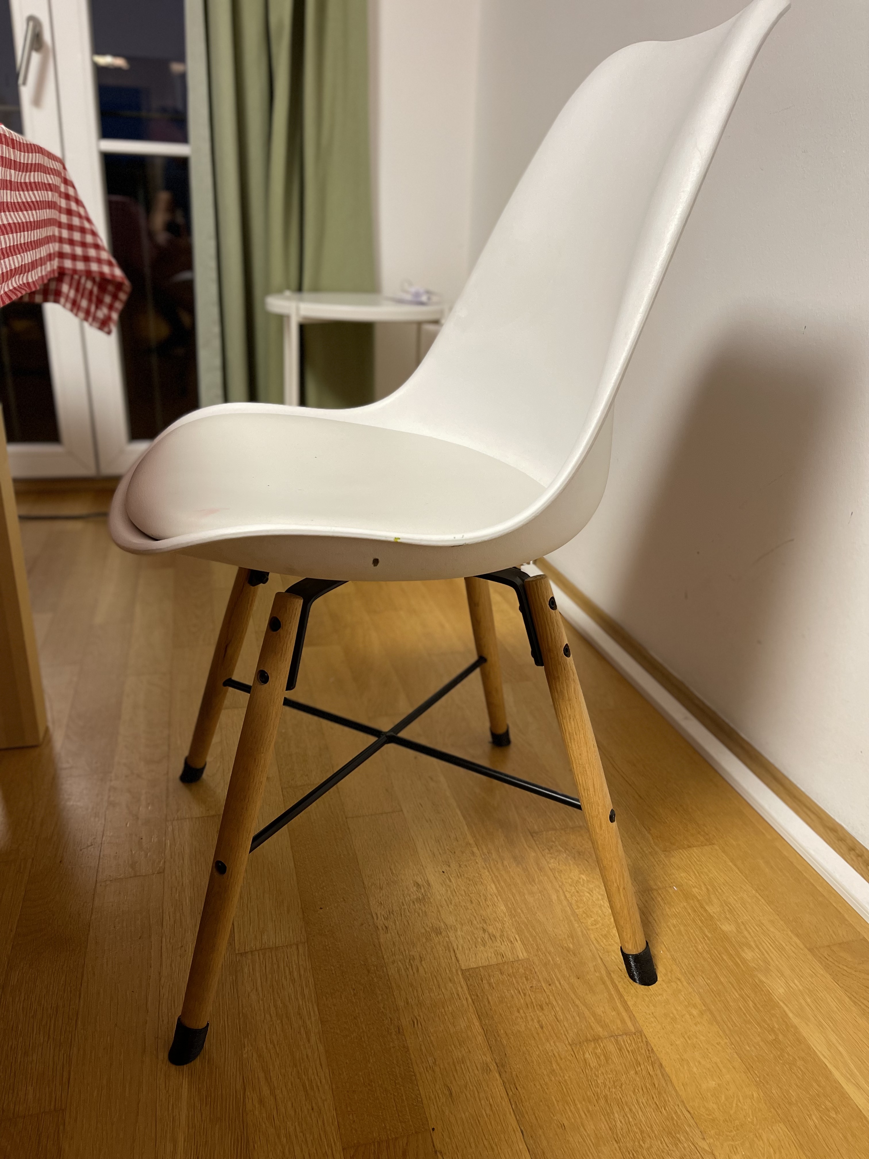 Rubber feet for Eames Plastic Chair by maxheadroom Download free STL