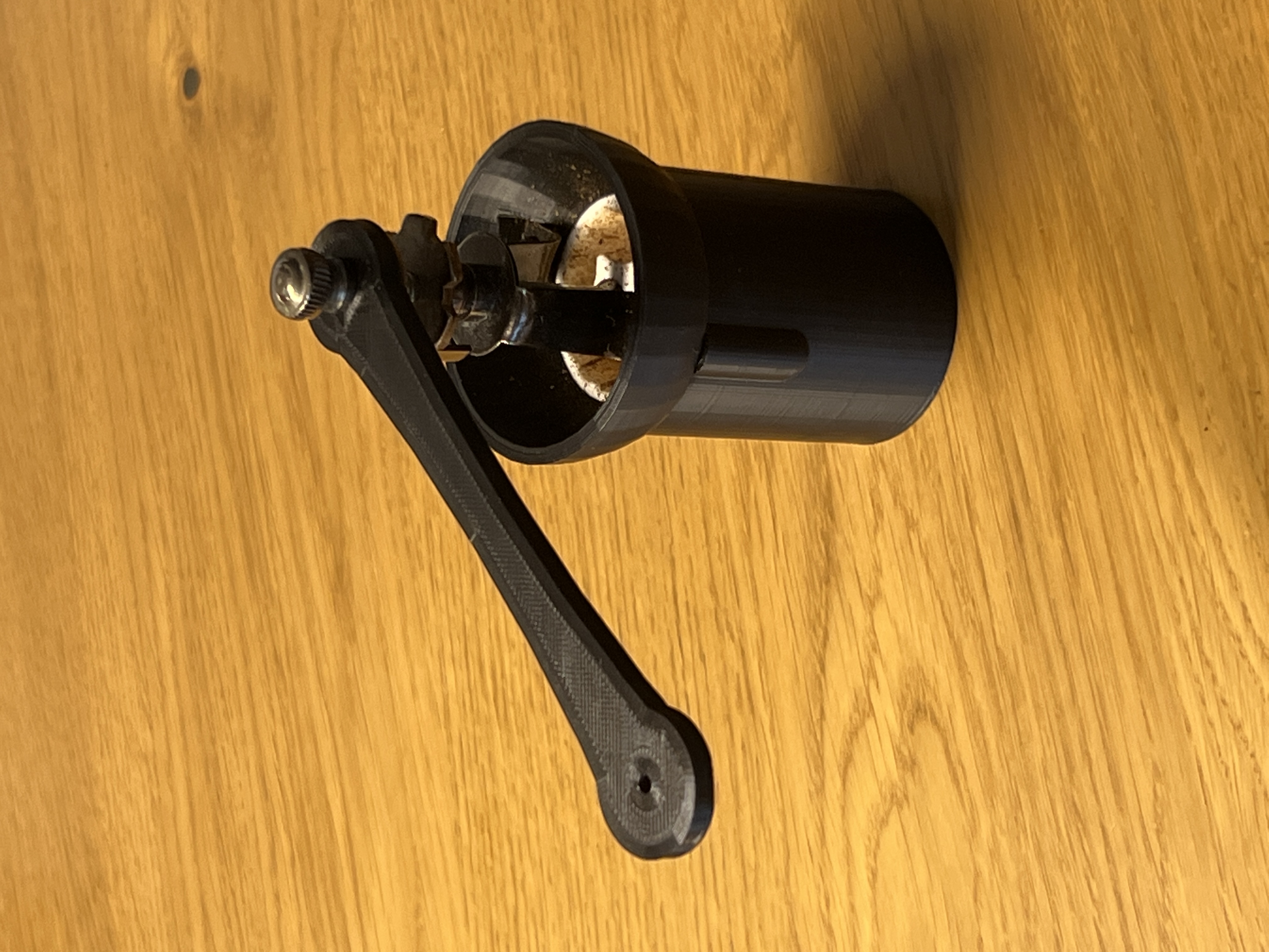 small lightweight coffee grinder
