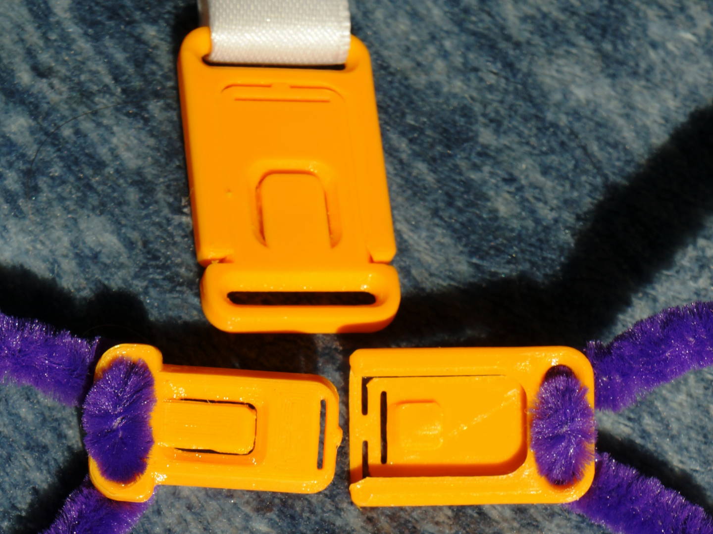 Slim Belt latch