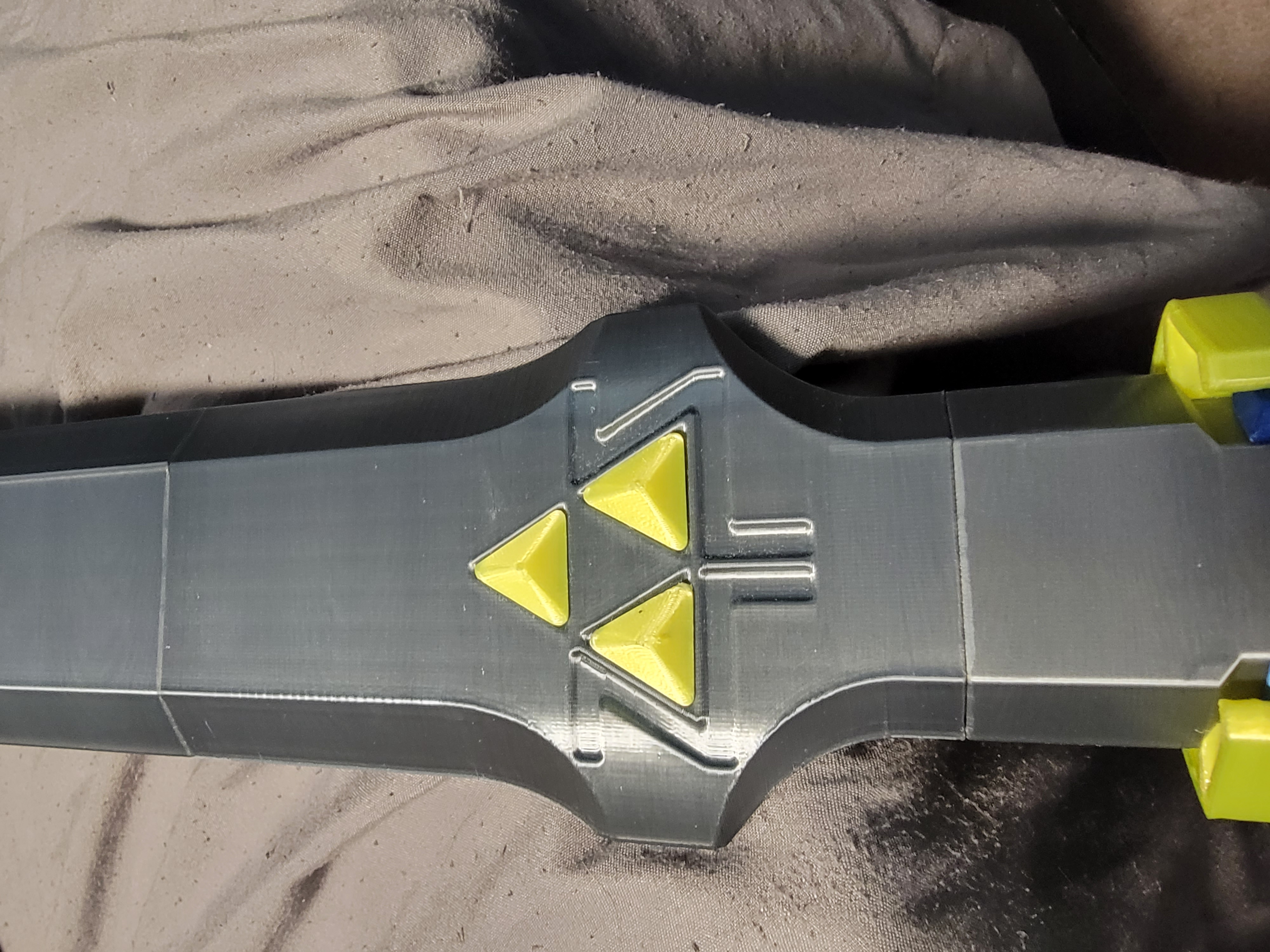 Legend of Zelda Master Sword (BOTW) (Full Scale) triforce insert