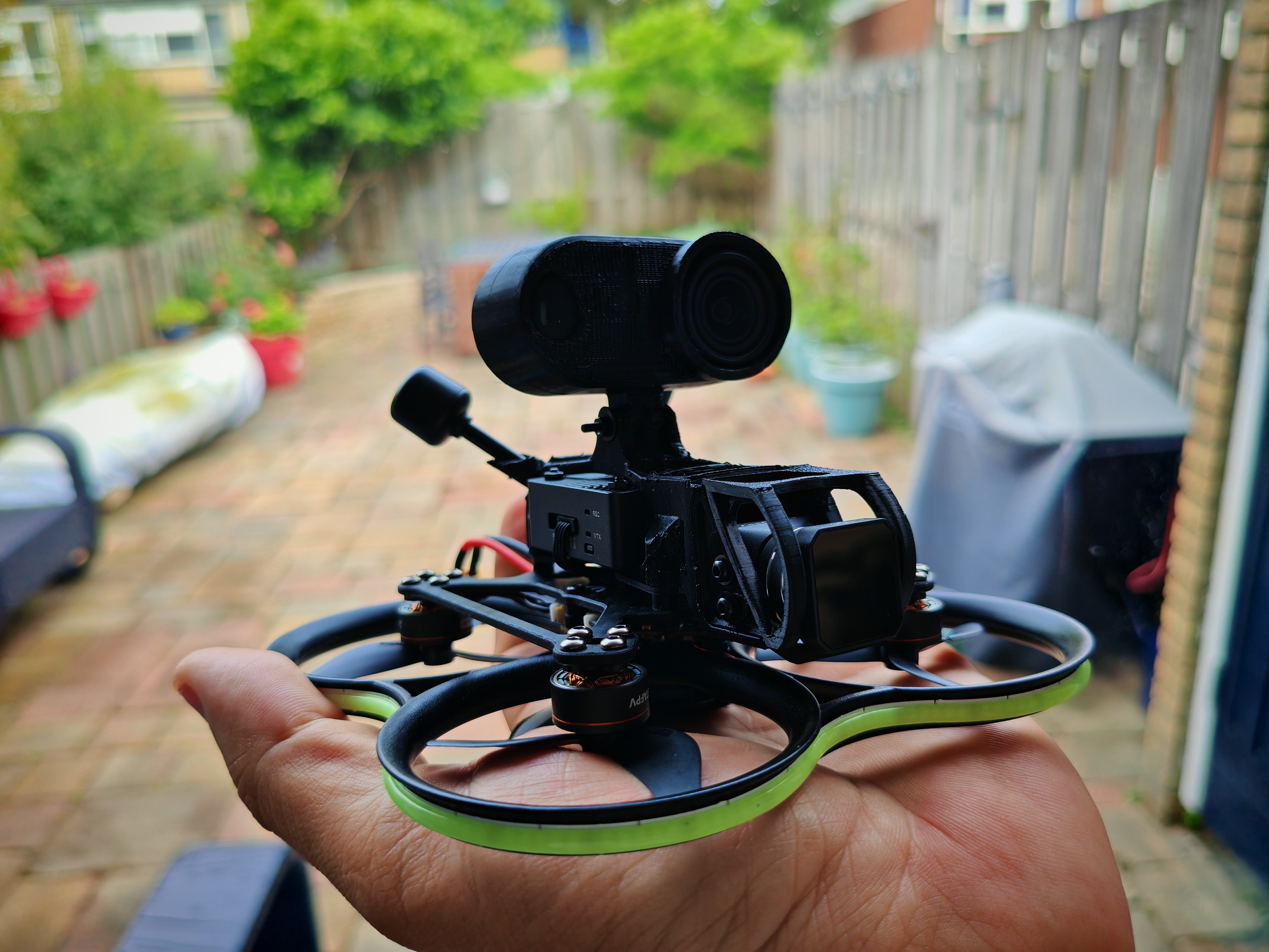 Pavo 20 Pro Canopy for Walksnail Moonlight with M2 camera mount support.