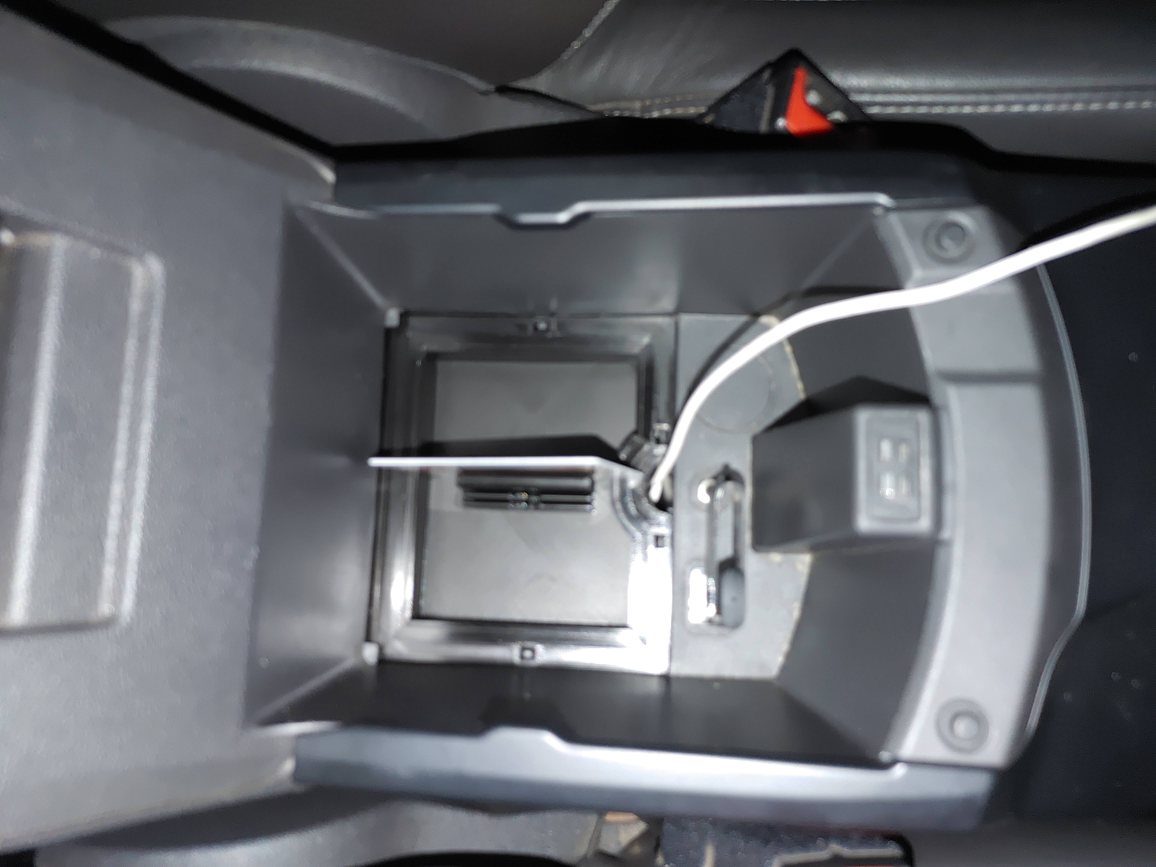Ford Kuga Center Console insert
