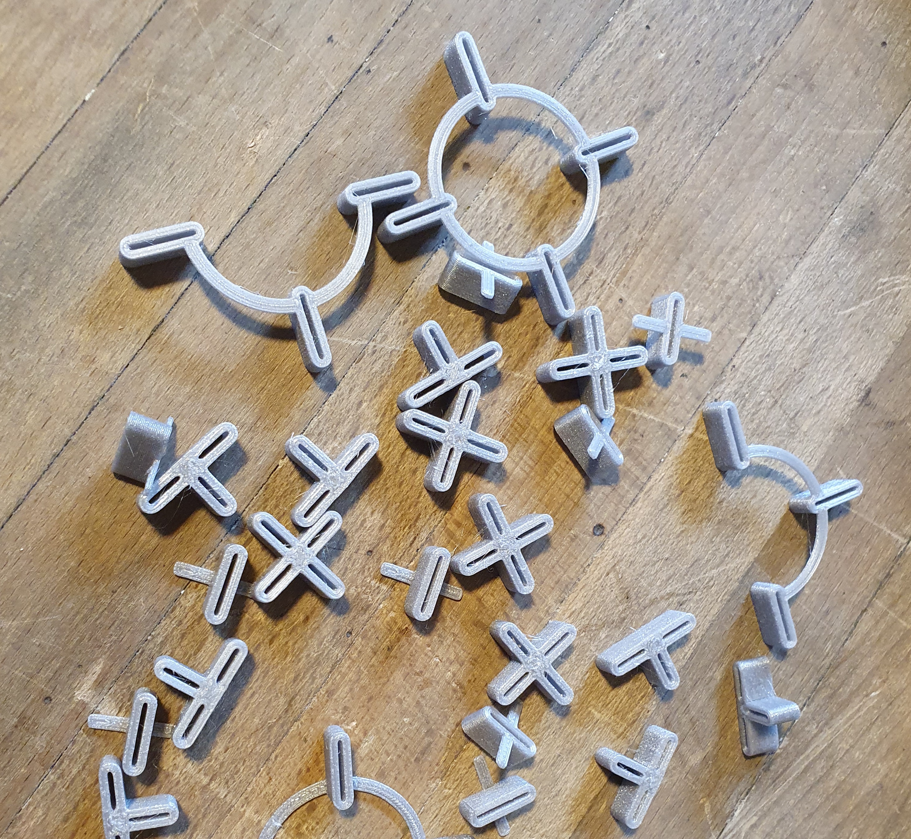 Tile Spacers 4 mm (rescale for other sizes)