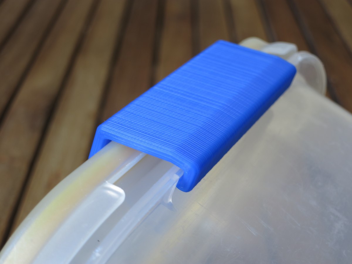 Miniatura 3 do modelo 3D Lunch box lock replacement