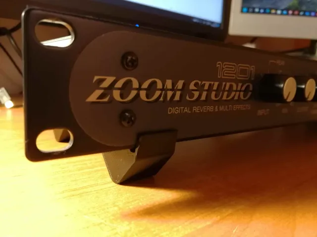 ZOOM STUDIO LEGS