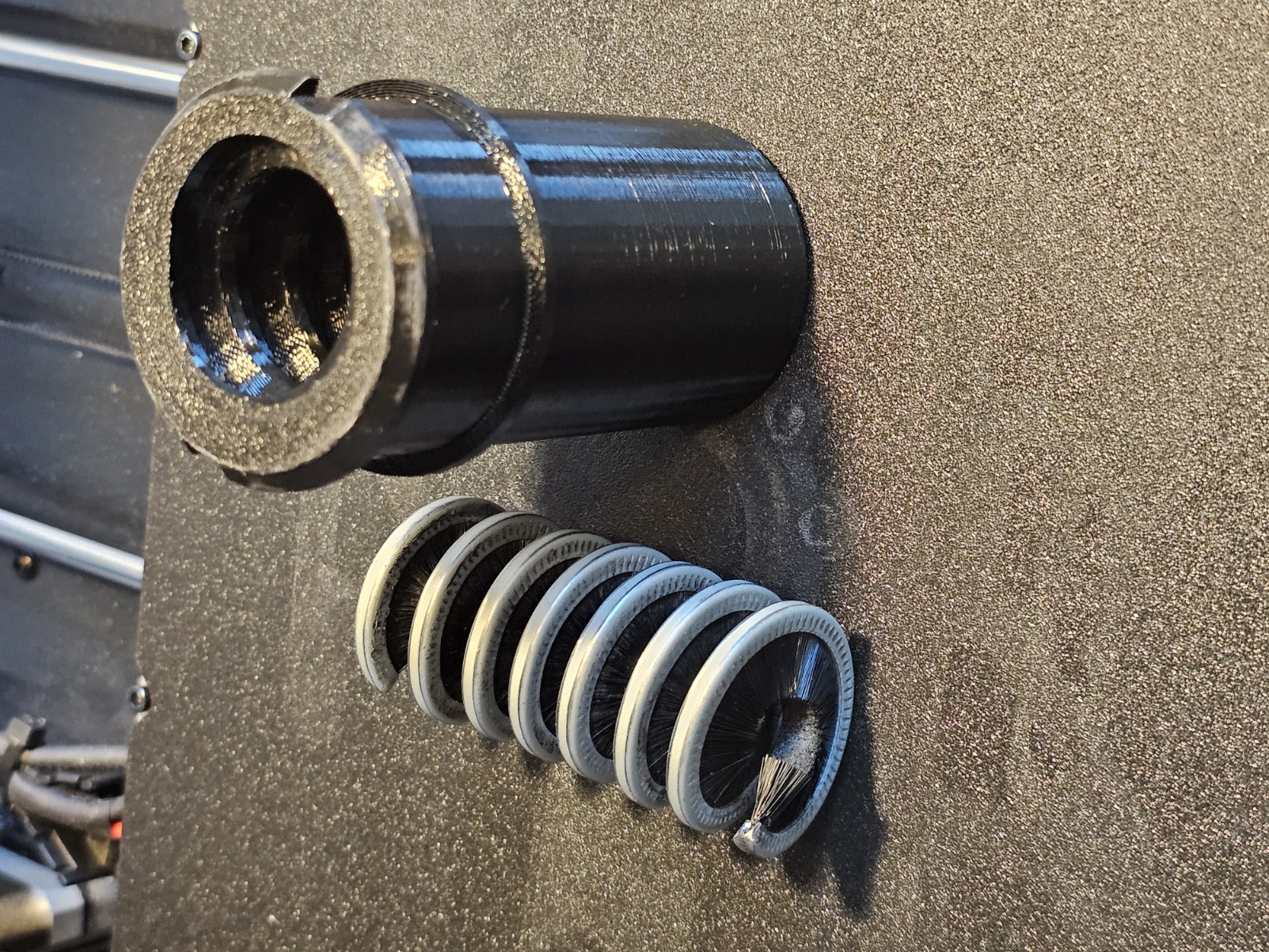 Climbing rope brush cleaner holder