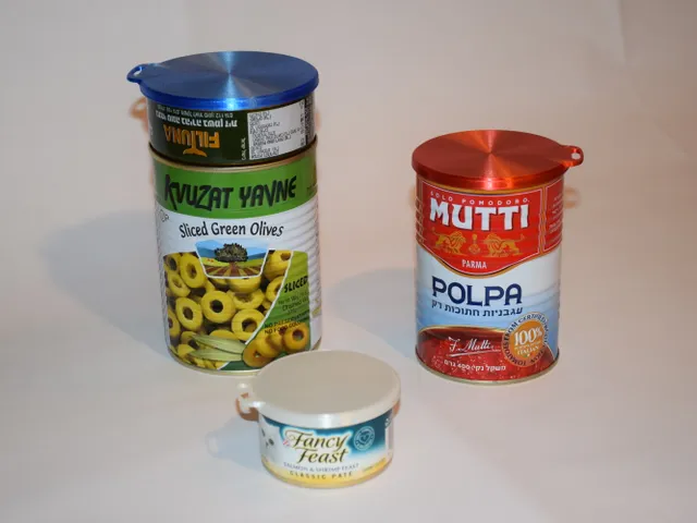 Tin can lids