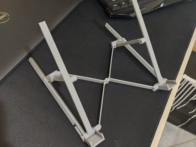 Print-In-Place Folding Laptop Stand V2 Fixed up