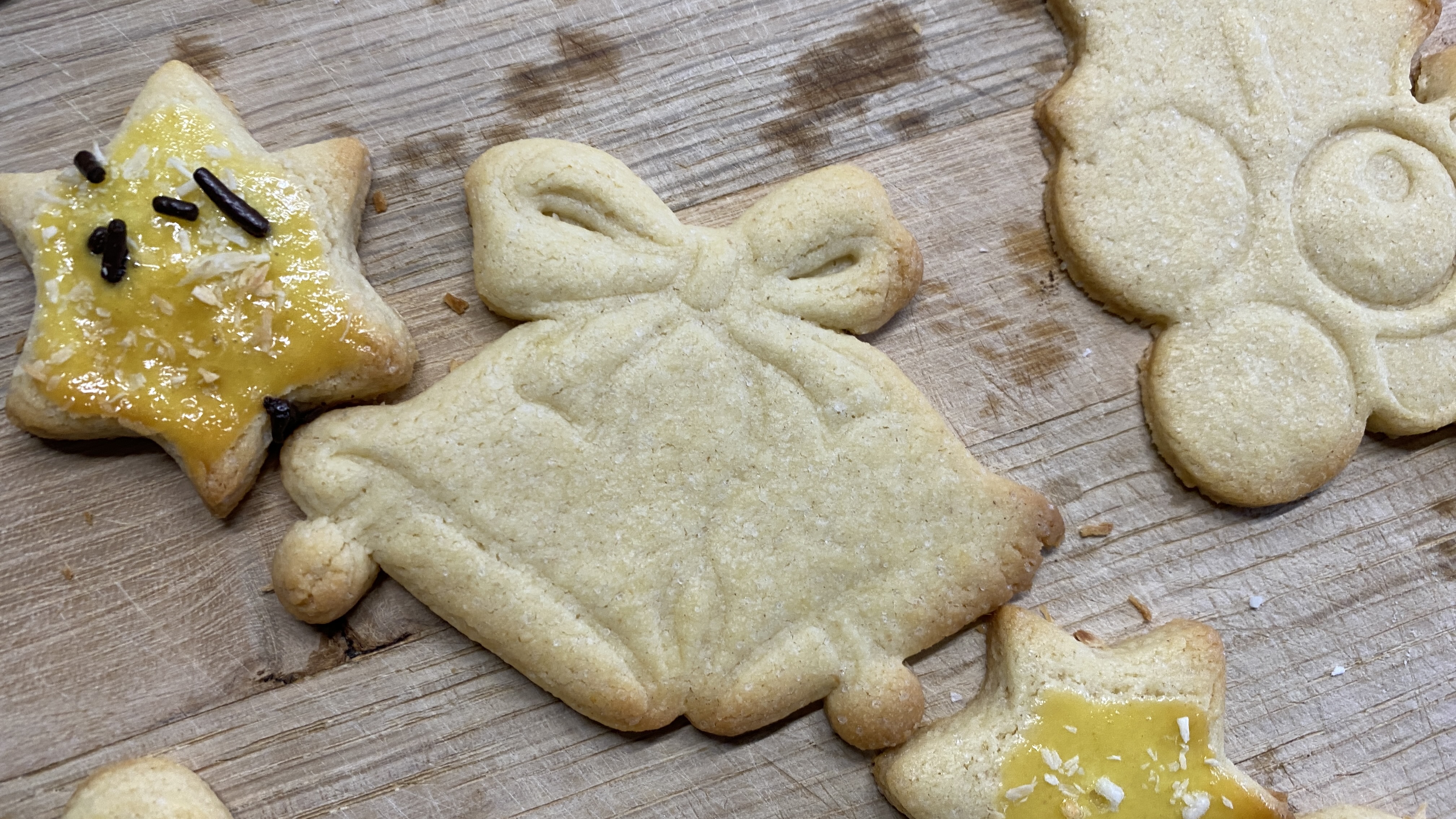 Cookie Cutter Christmas bells