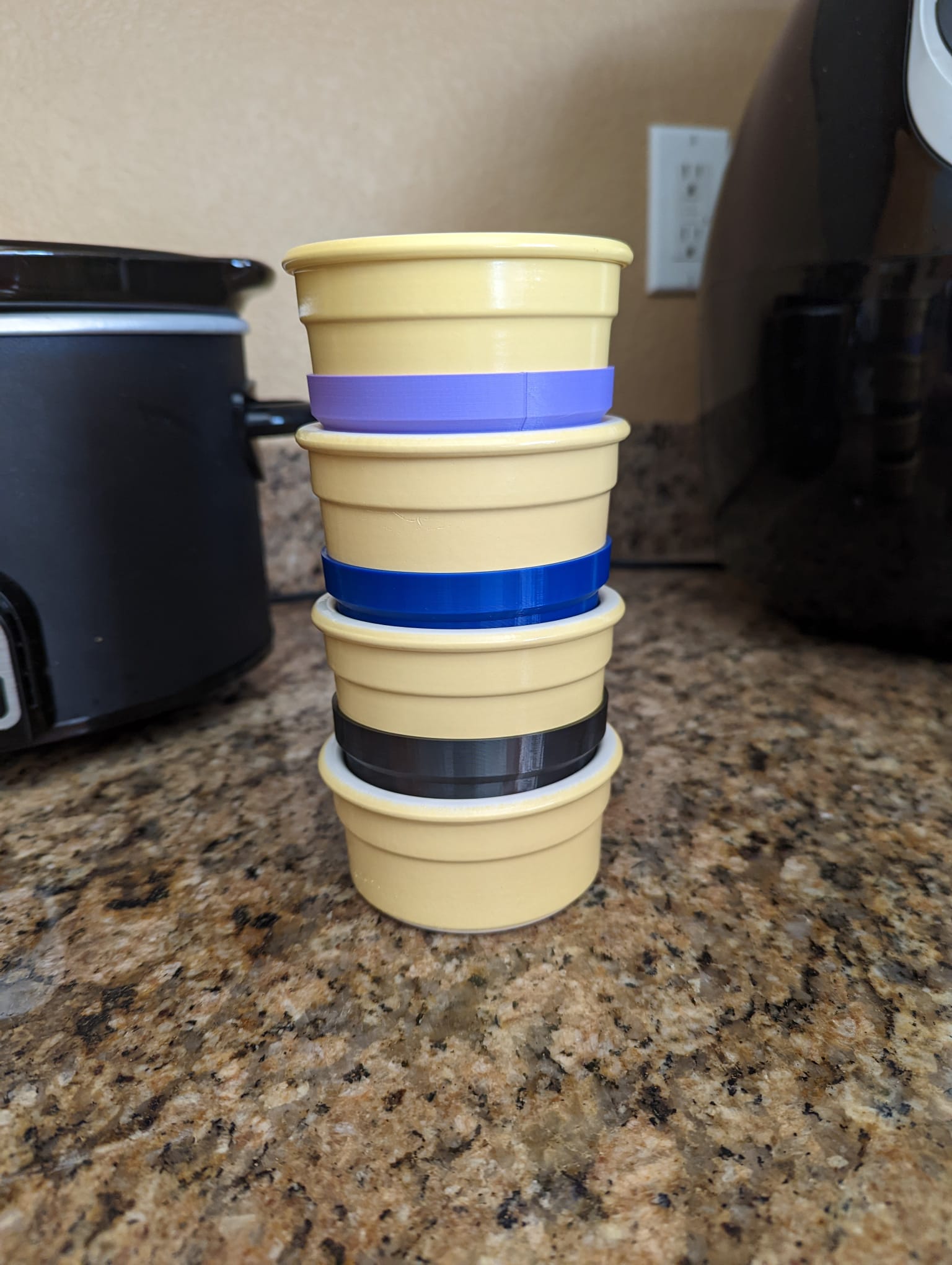 Miniatura 5 do modelo 3D Ramekin stacker holder