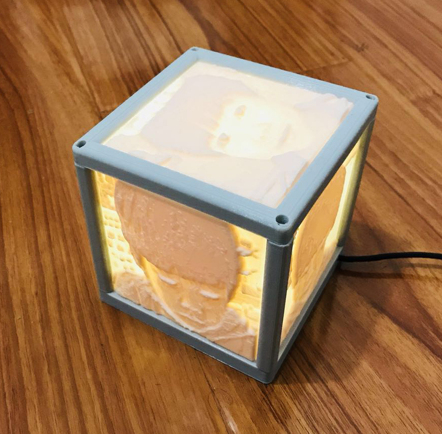 Miniatura 2 do modelo 3D lithopane box slim