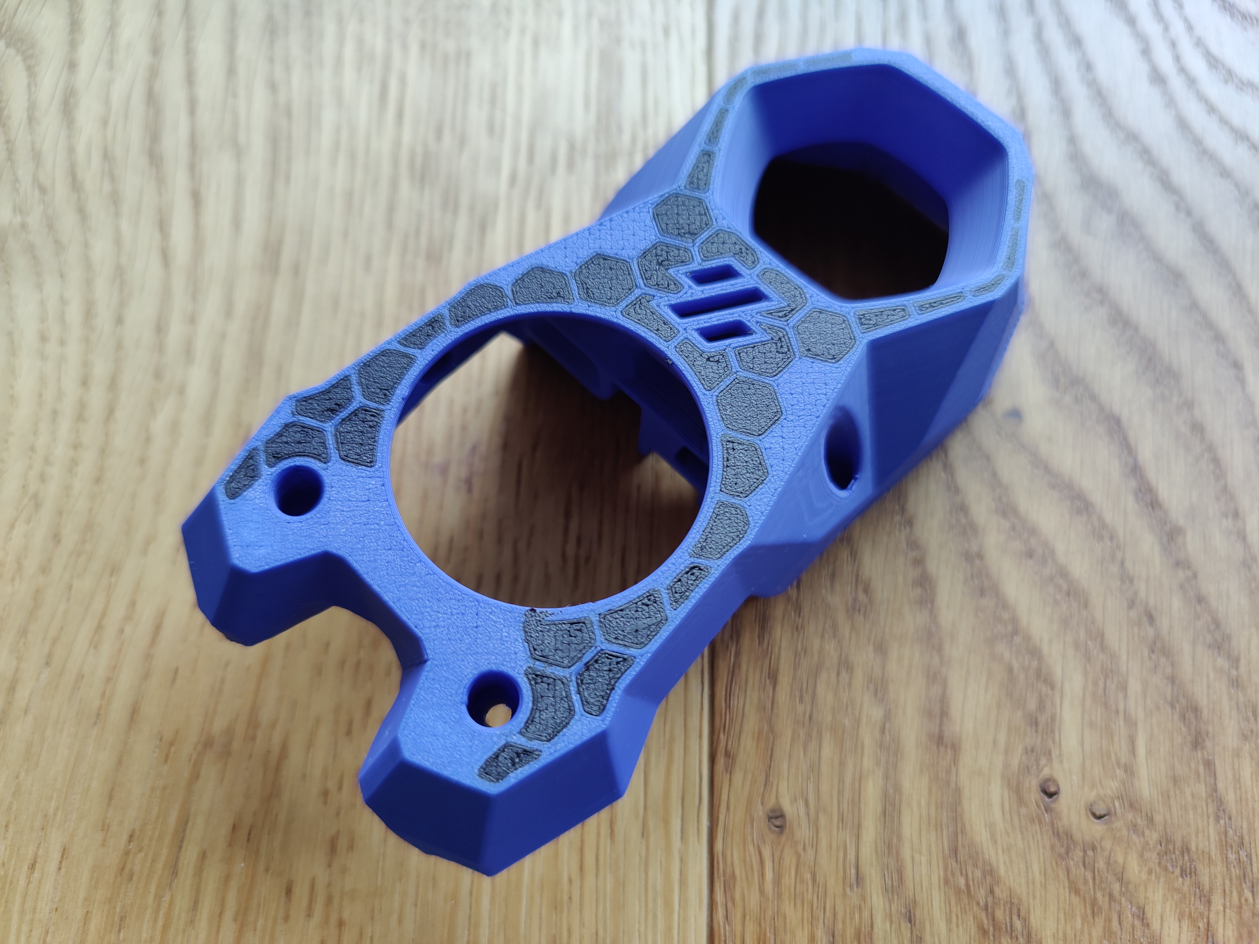 Miniatura 5 do modelo 3D Hexagonal Stealthburner