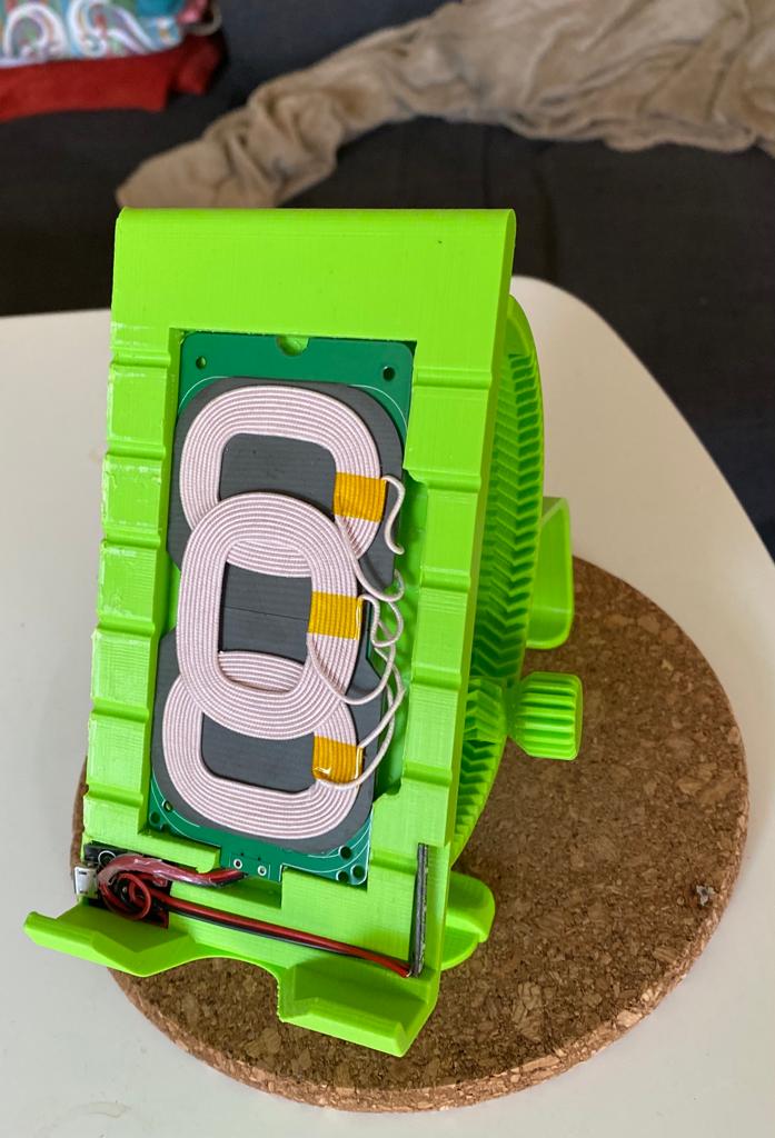 Phoneholder with inset space for wireless charger