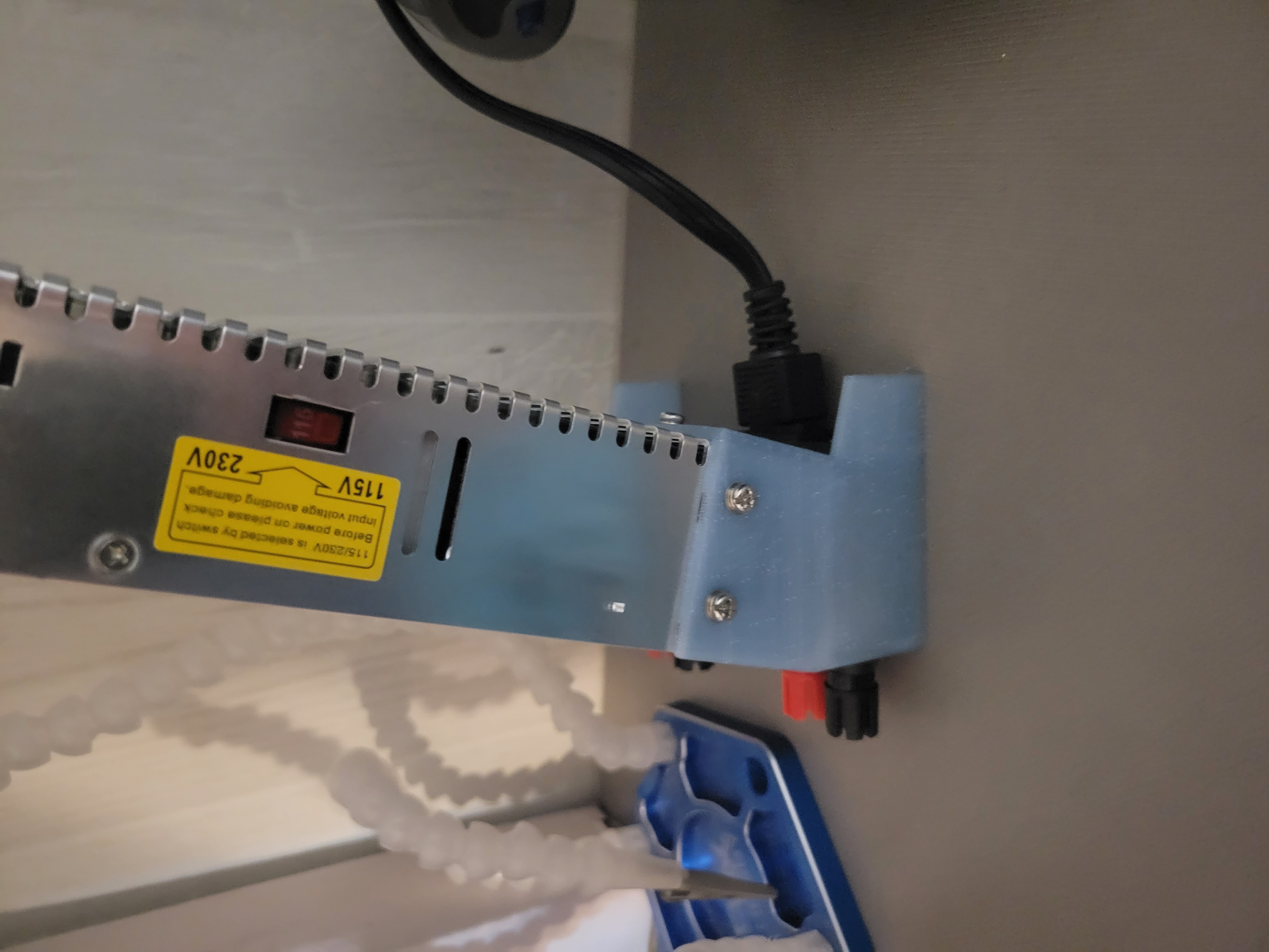 Miniatura 2 do modelo 3D Variable Power Supply Housing
