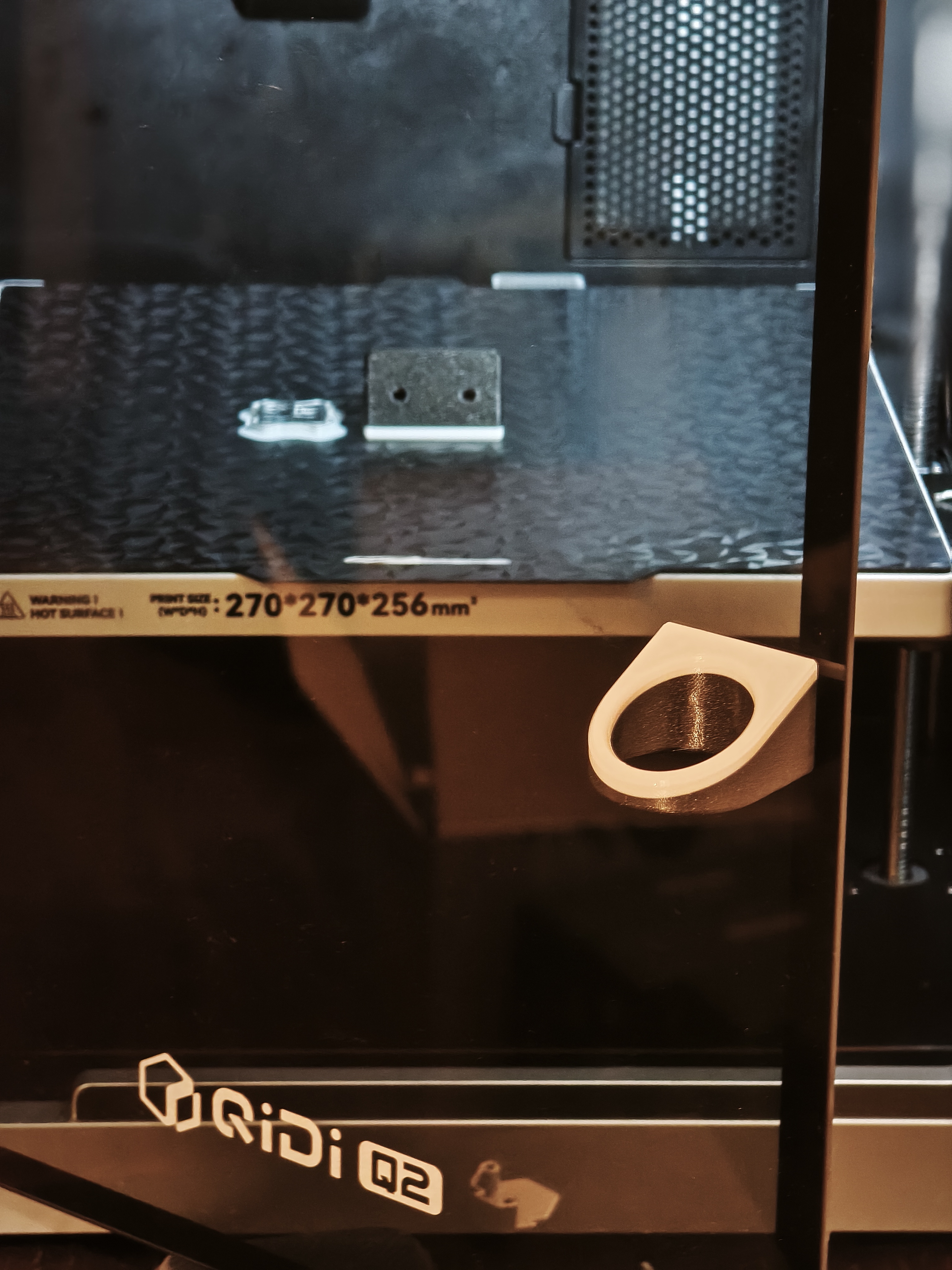 Qidi Q2 Door Handle Upgrade – Large Easy-Grip Design
