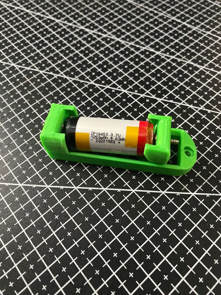 k014＇s 18450 battery holder (Vape recycled battery) by Miguel RL | Download  free STL model