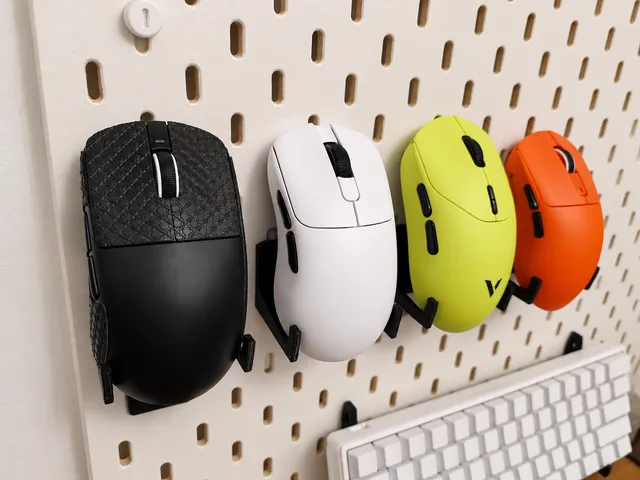 Gaming Mouse Display for IKEA SKADIS