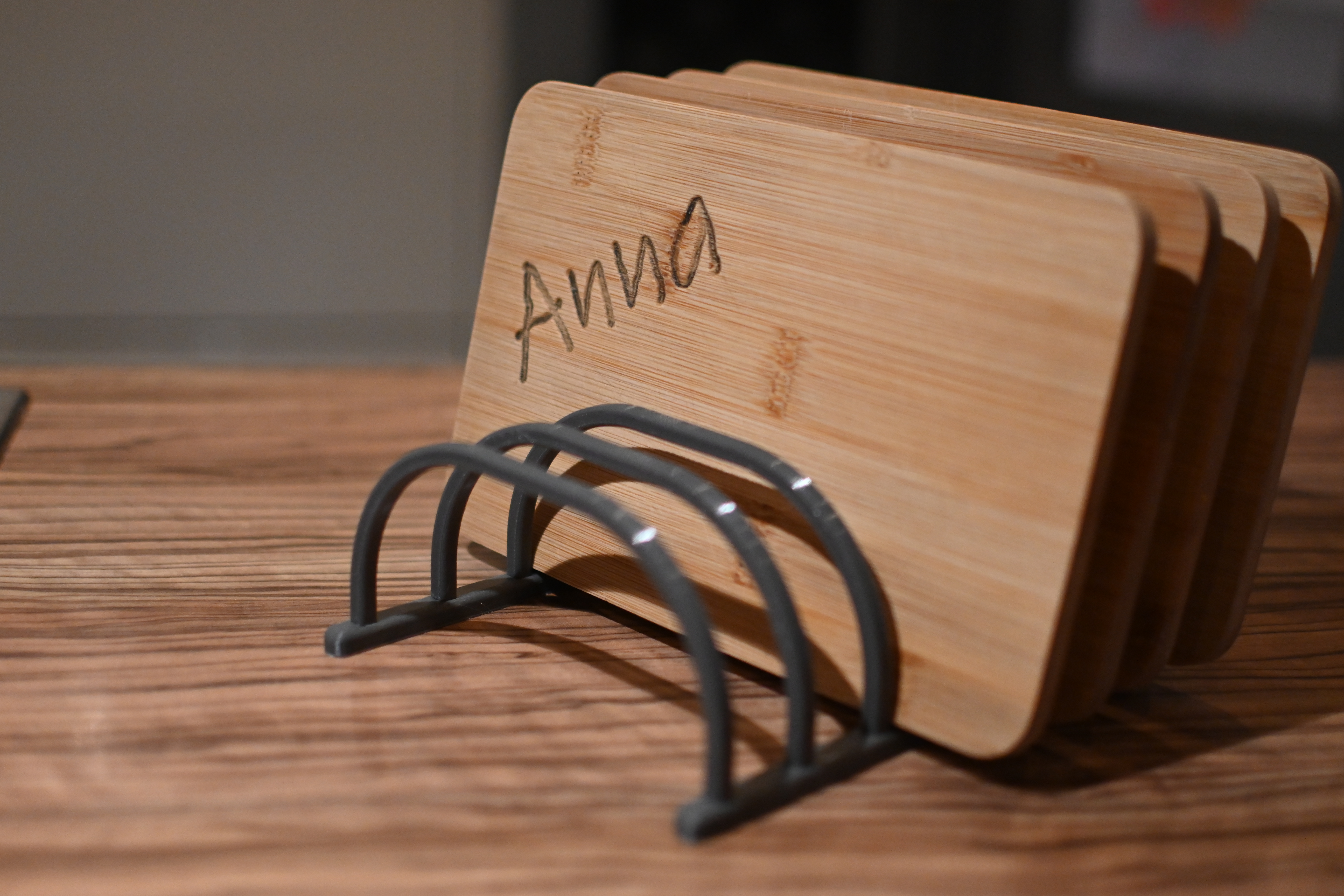 Cutting Board Holder Stand  /  Schneidebrett Halter