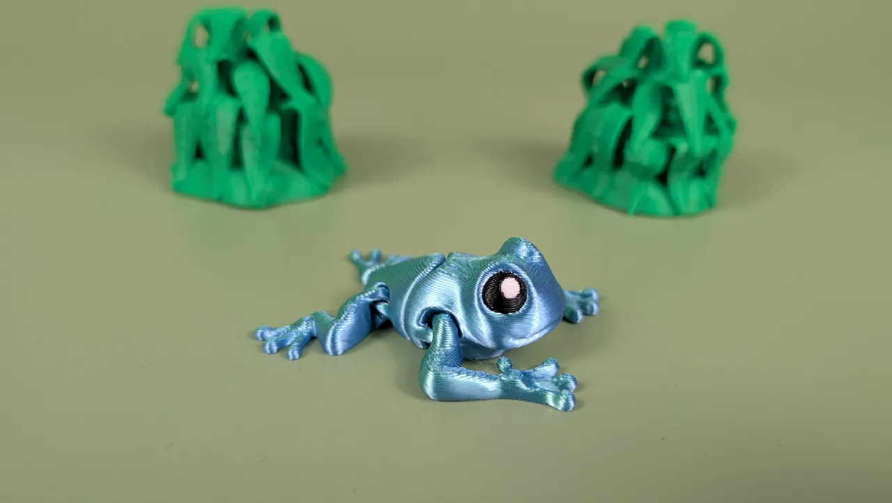 3D-PRIN太郎品 Poison Dart Frog - Articulated Keychain Figure by Biocraftlab