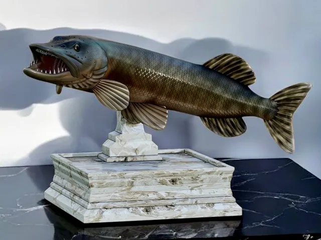 Northern Pike Open-Mouth Statue with Storage Box – Design 2