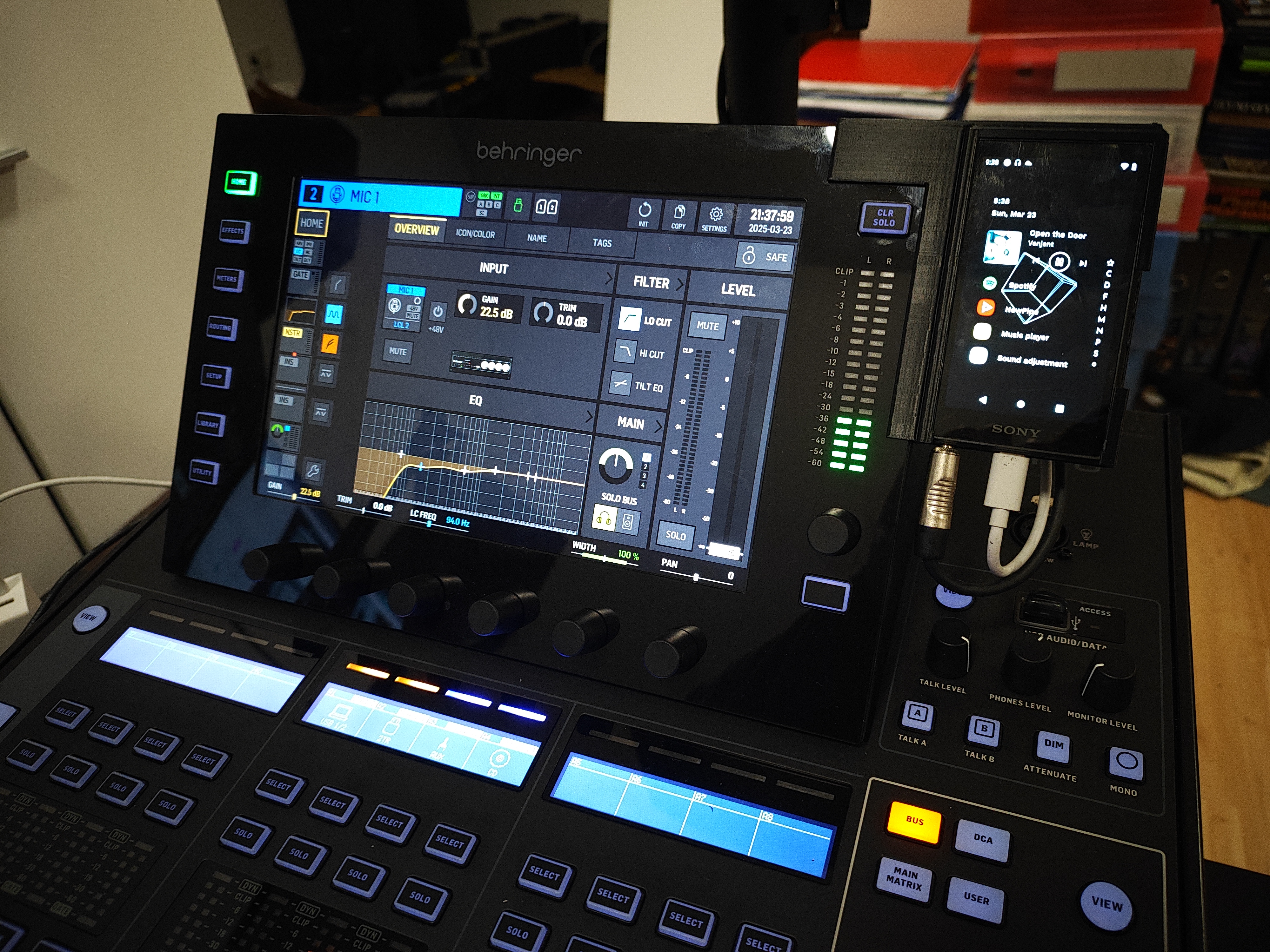 Behringer Wing(Not Official) - Sony NW-105 Music Player Holder