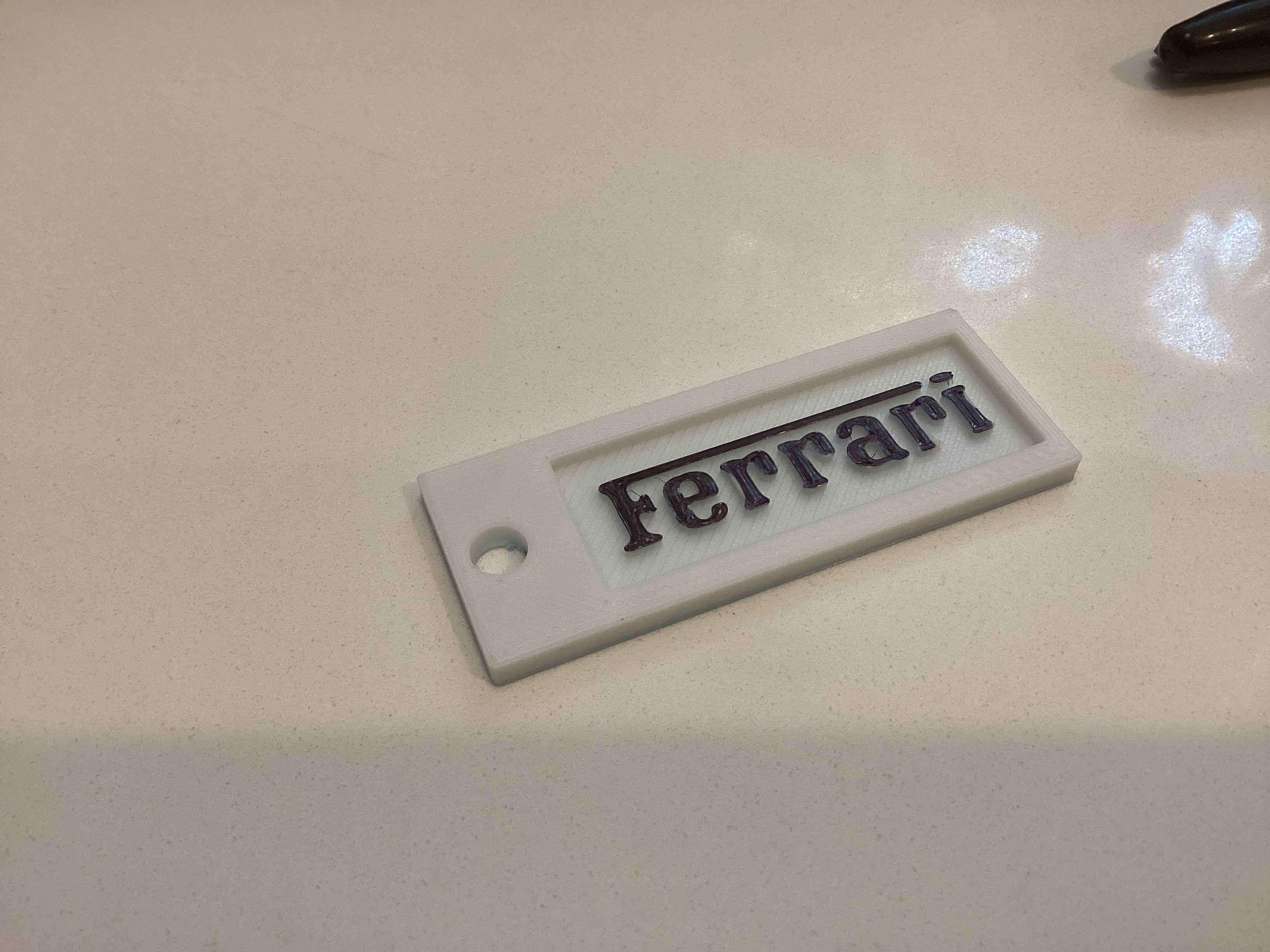 Miniatura 2 do modelo 3D Ferrari Keychain