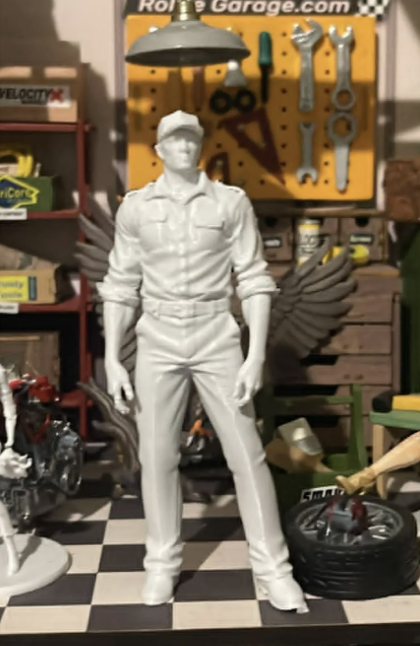 mr mechanic 1-24 can be scaled bigger smaller