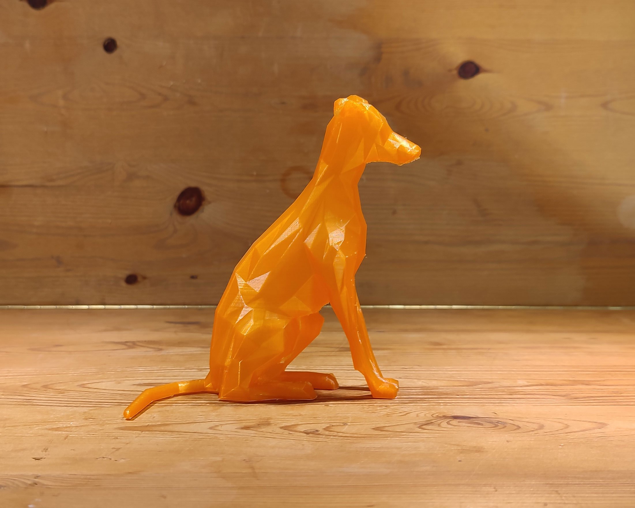 Sitting Grehound / Whippet Low Poly