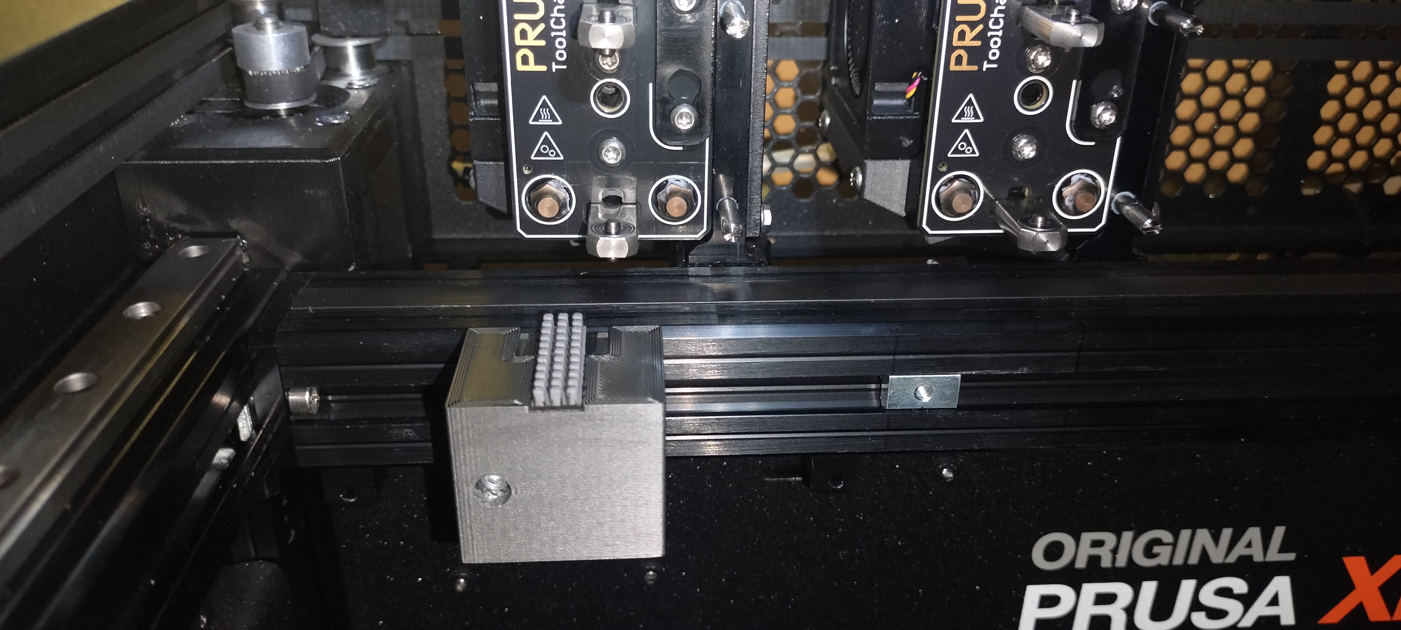 PRUSA XL NOZZLE WIPER CLEANER / DÜSENREINIGER