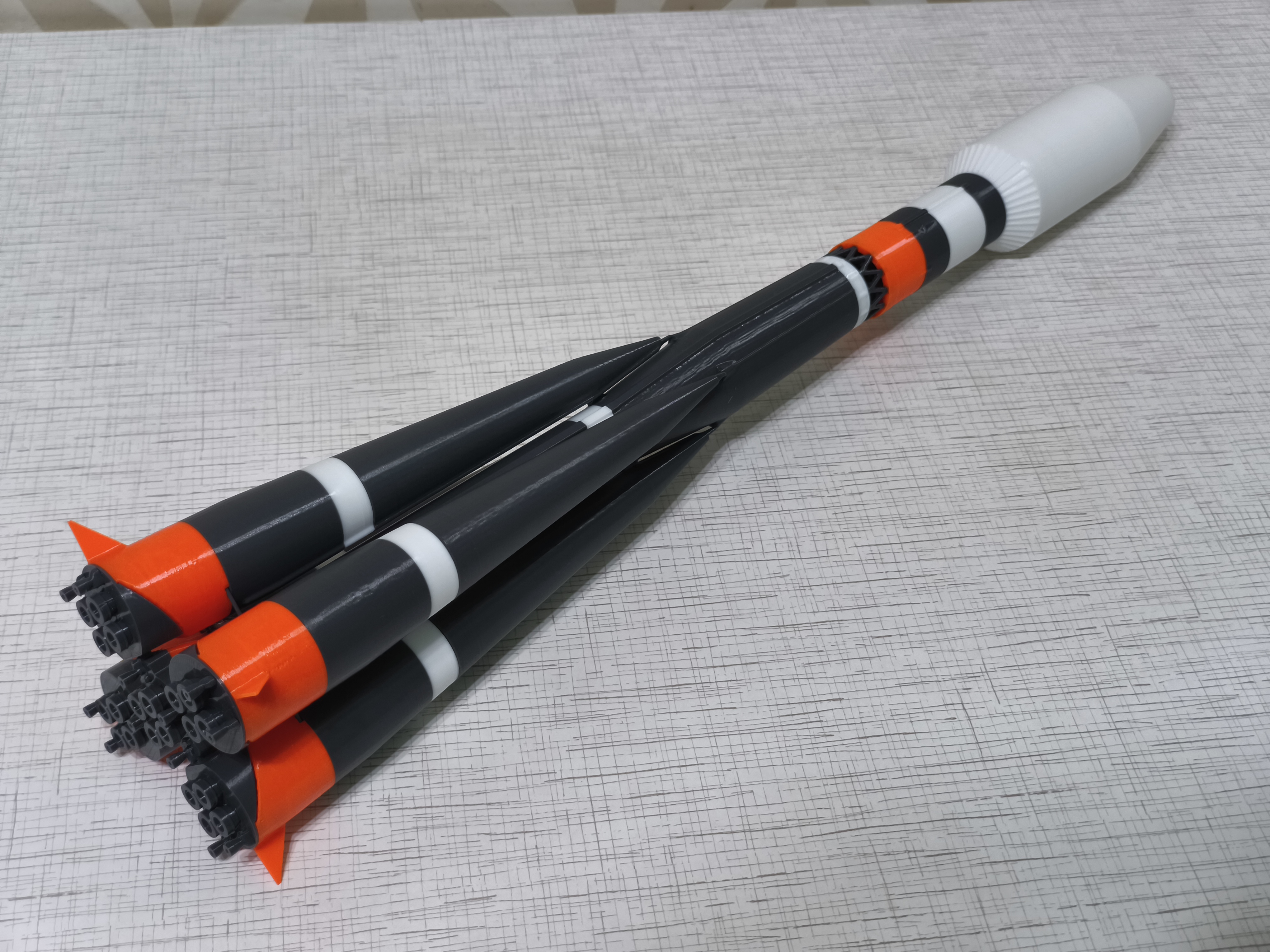 Miniatura 2 do modelo 3D Soyuz-2 space rocket
