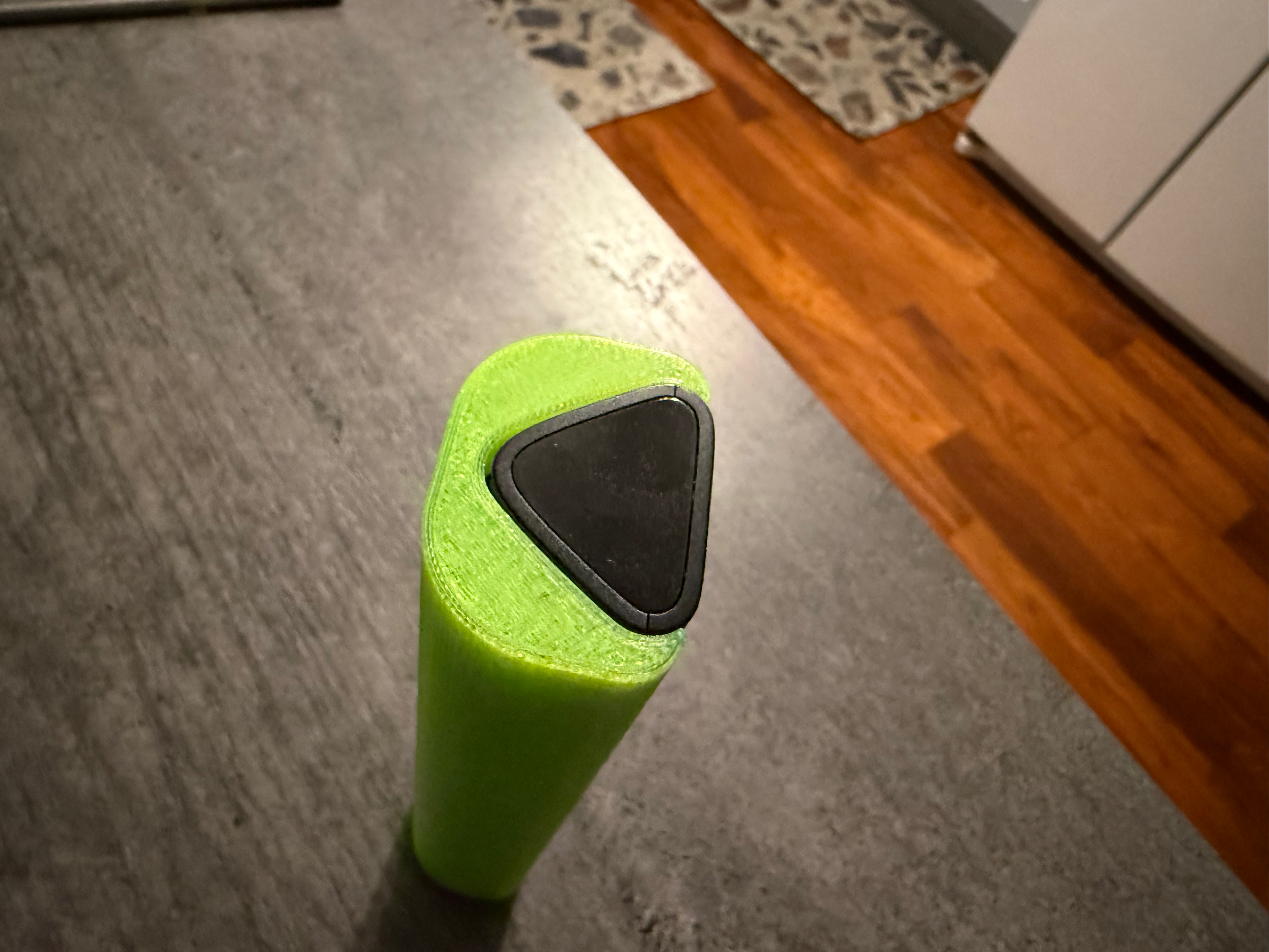 Miniatura 2 do modelo 3D Nvidia Shield Remote Strap Case (Holeless Version)