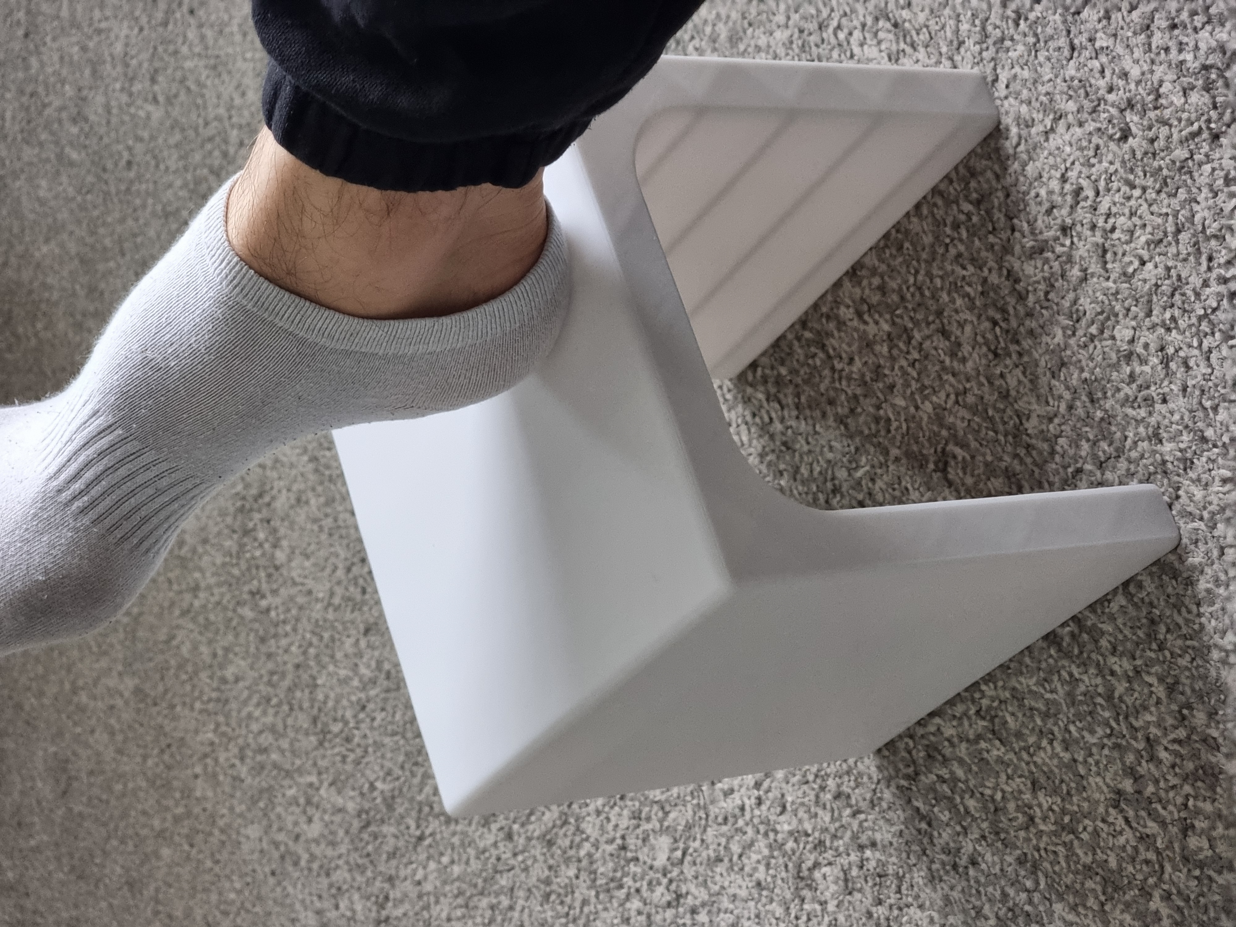 Miniatura 2 do modelo 3D Customizable Stool - OpenSCAD