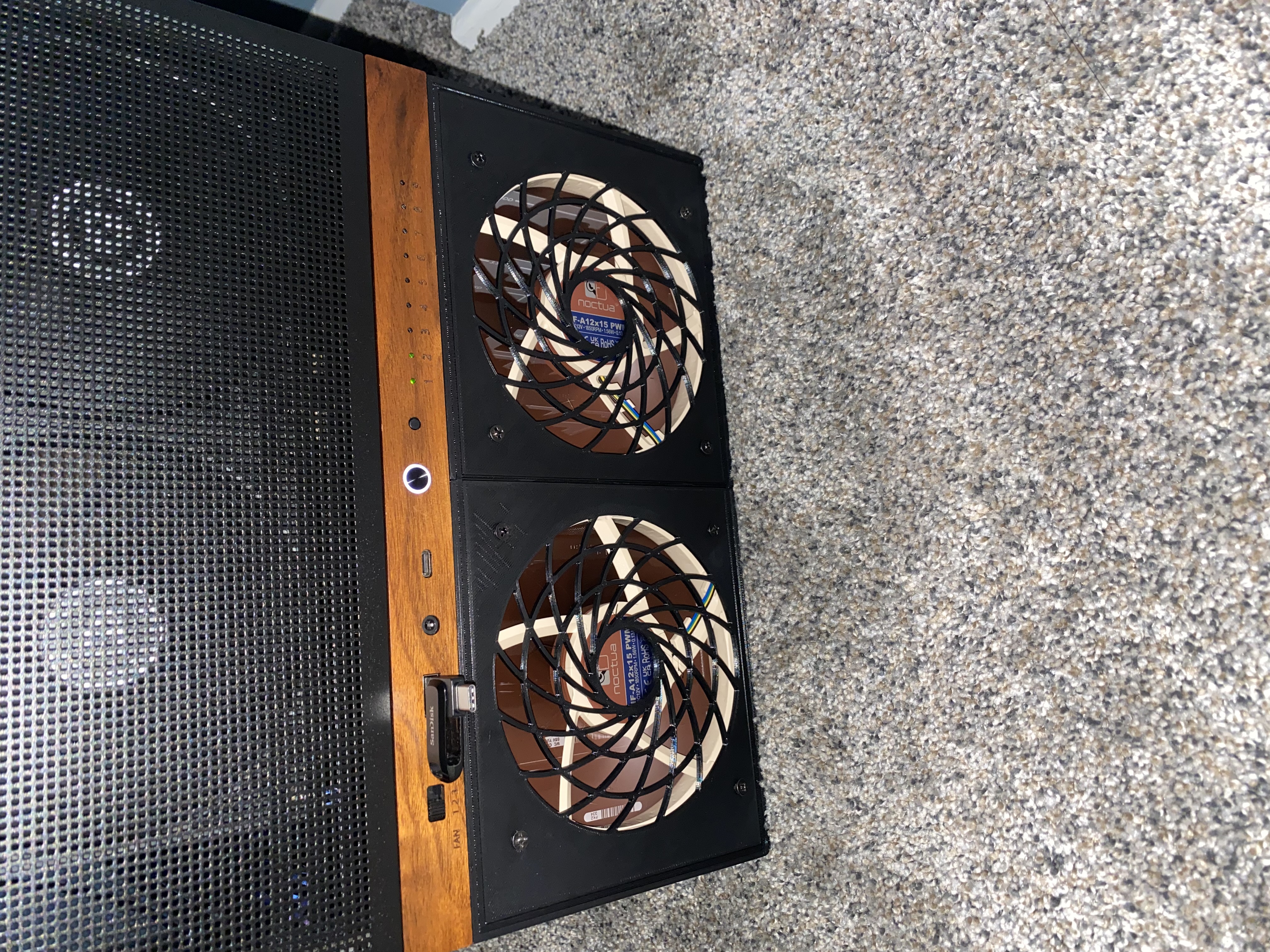 Jonsbo N6 Front Fan Mod Noctua High Efficiency A12x15