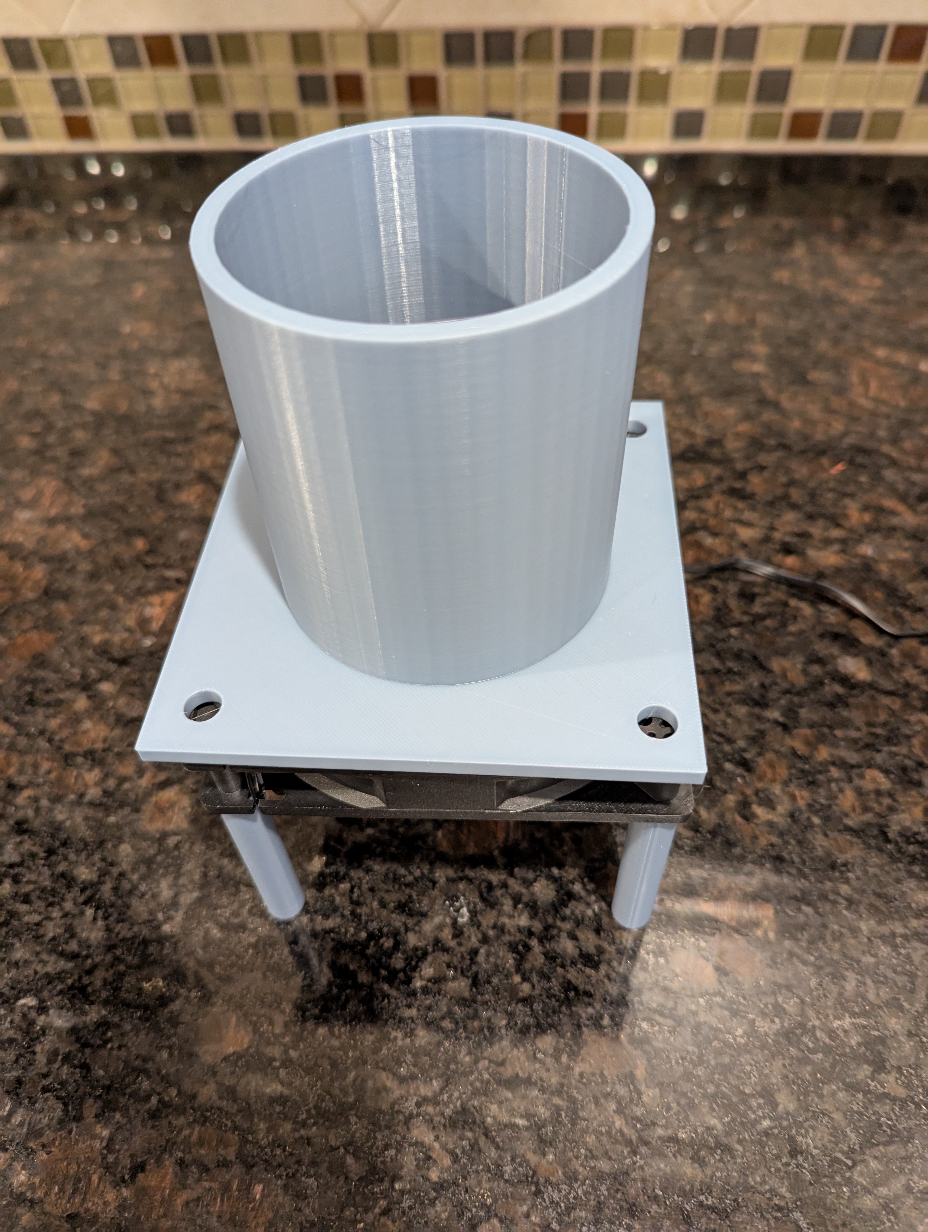 Hydration / water bladder dryer