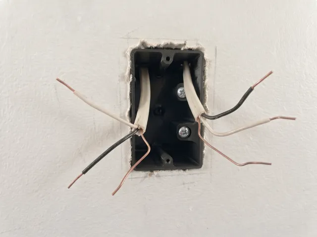 Drop-in Single Gang Electrical Junction Box