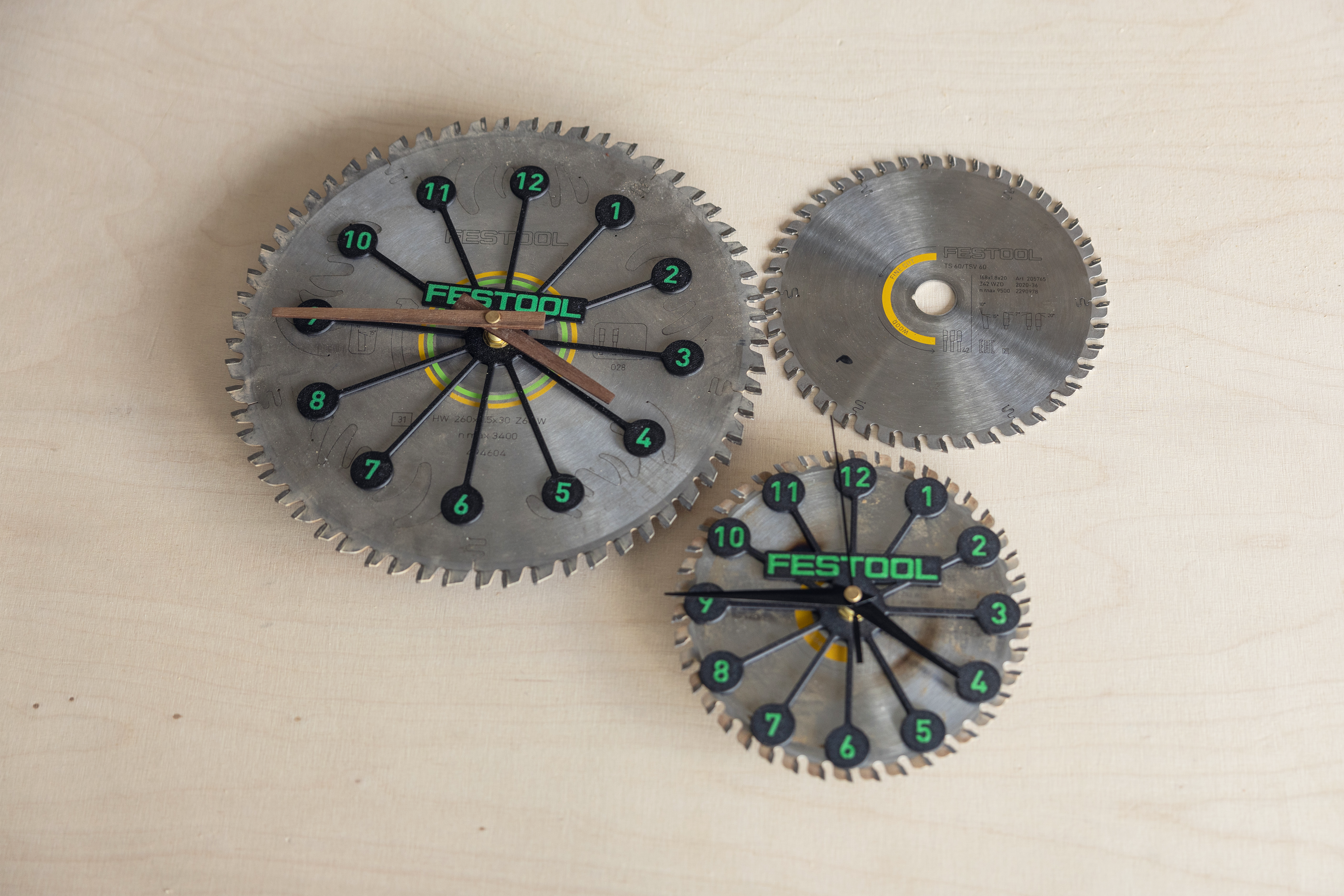 Festool Upcycling saw blade clock