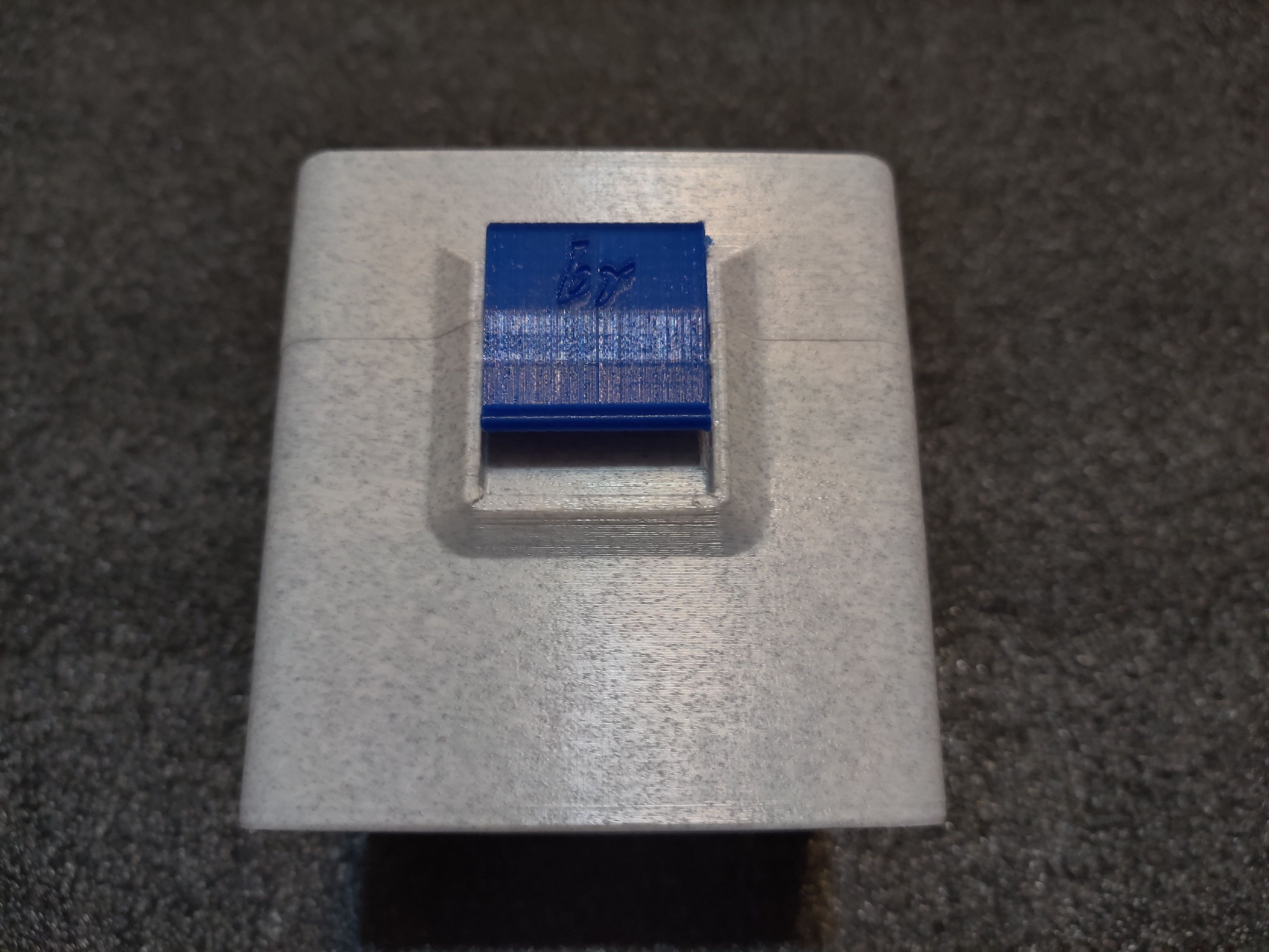 Heavy Duty, Snap Latch, Split Hinge Box
