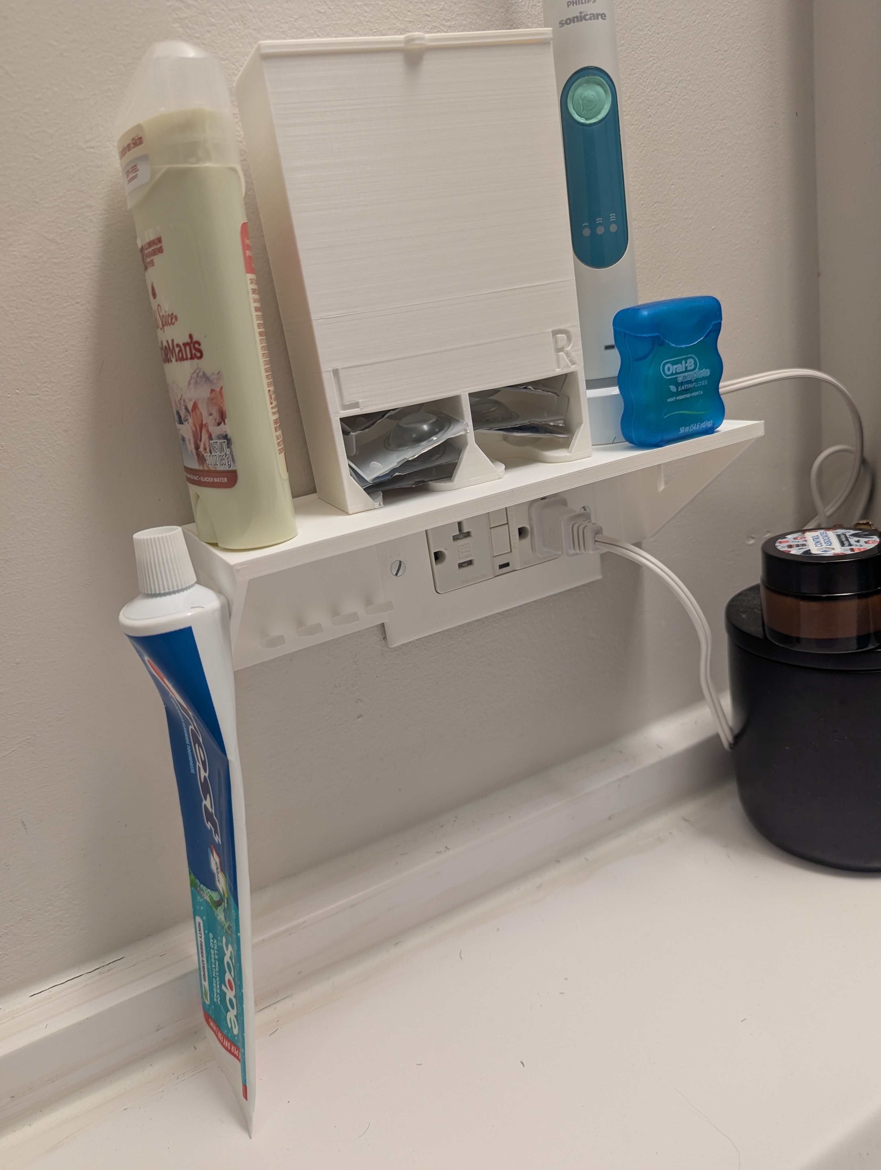 Horizontal GFCI Outlet Shelf