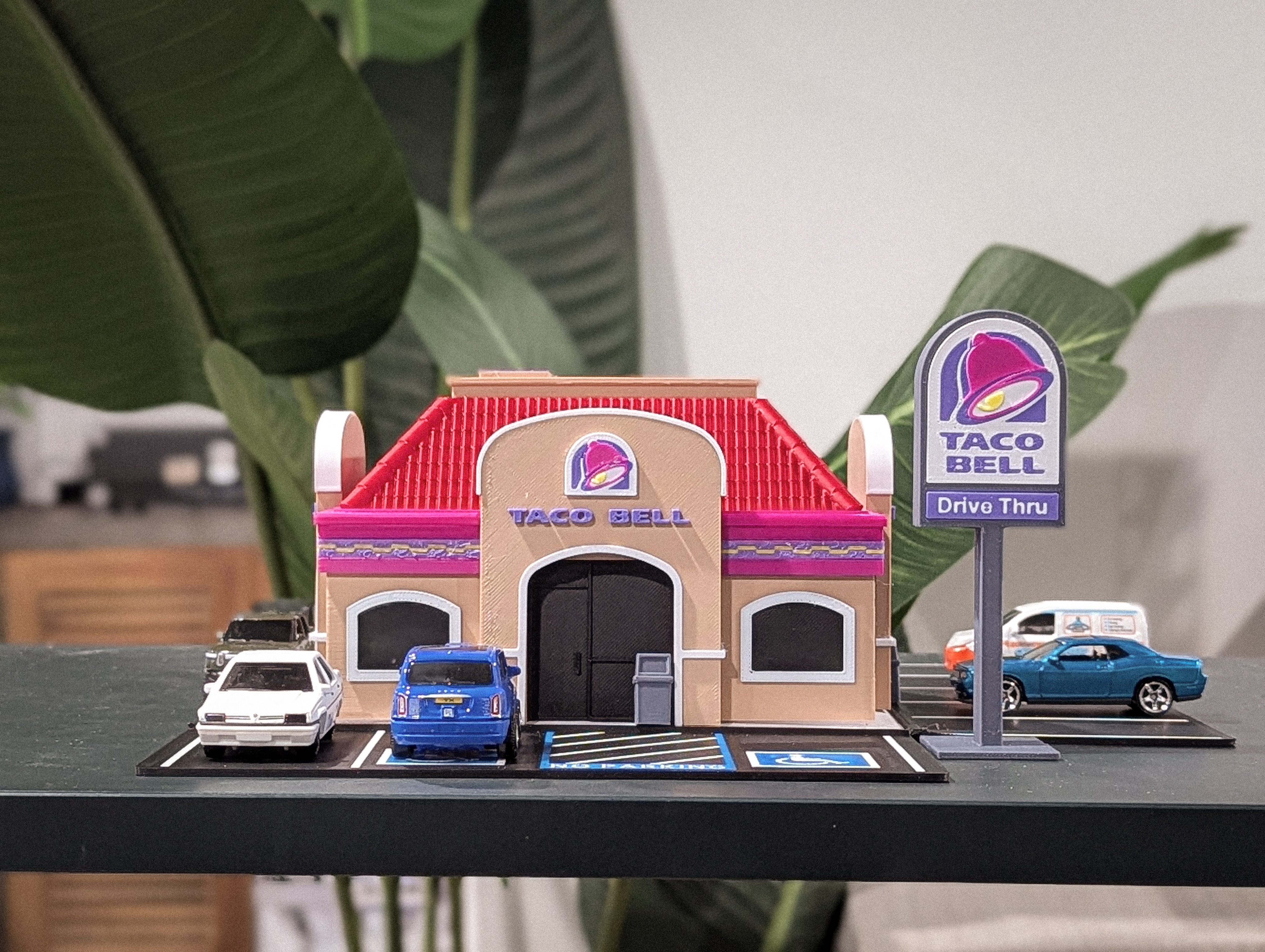 Retro Taco Bell Model Set - 1:64 Scale Diorama — thumbnail 7