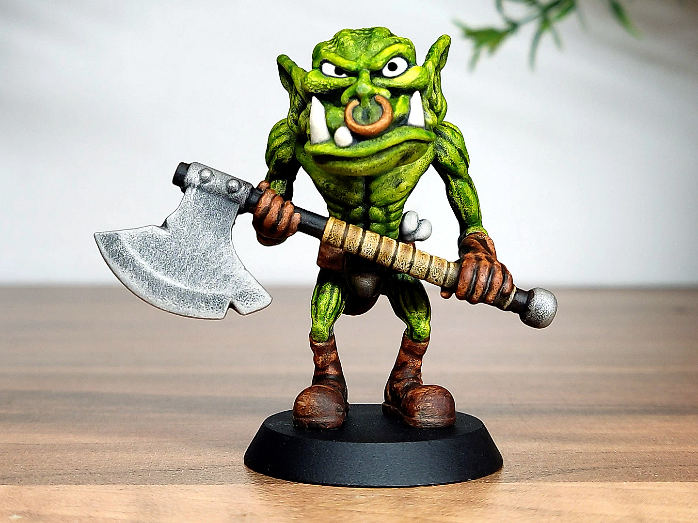 Orc - Vogland Stompaxe - Ogphart – 28mm Fantasy Miniature (Presupported + Unsupported)