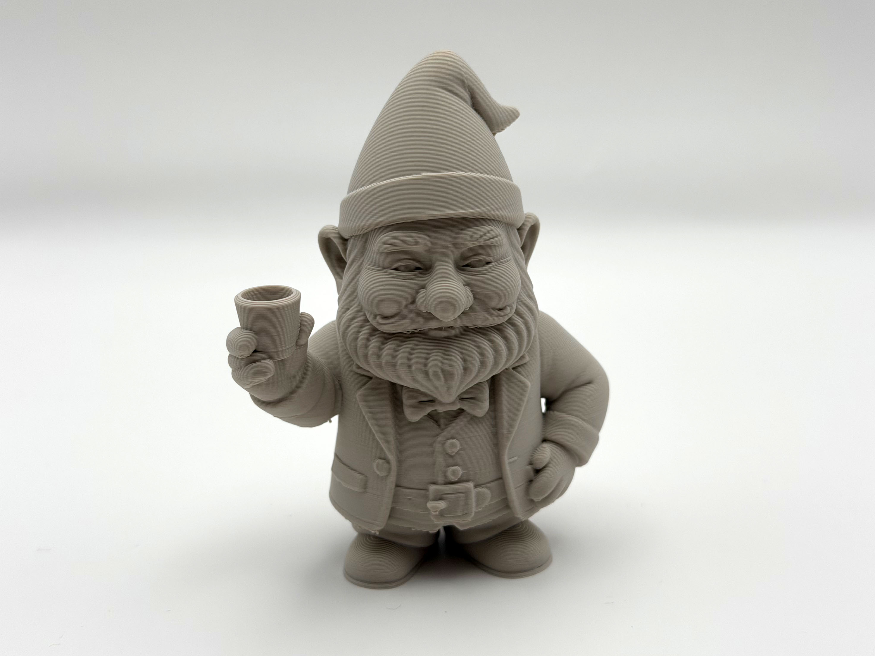 Stylish Drinks Gnome