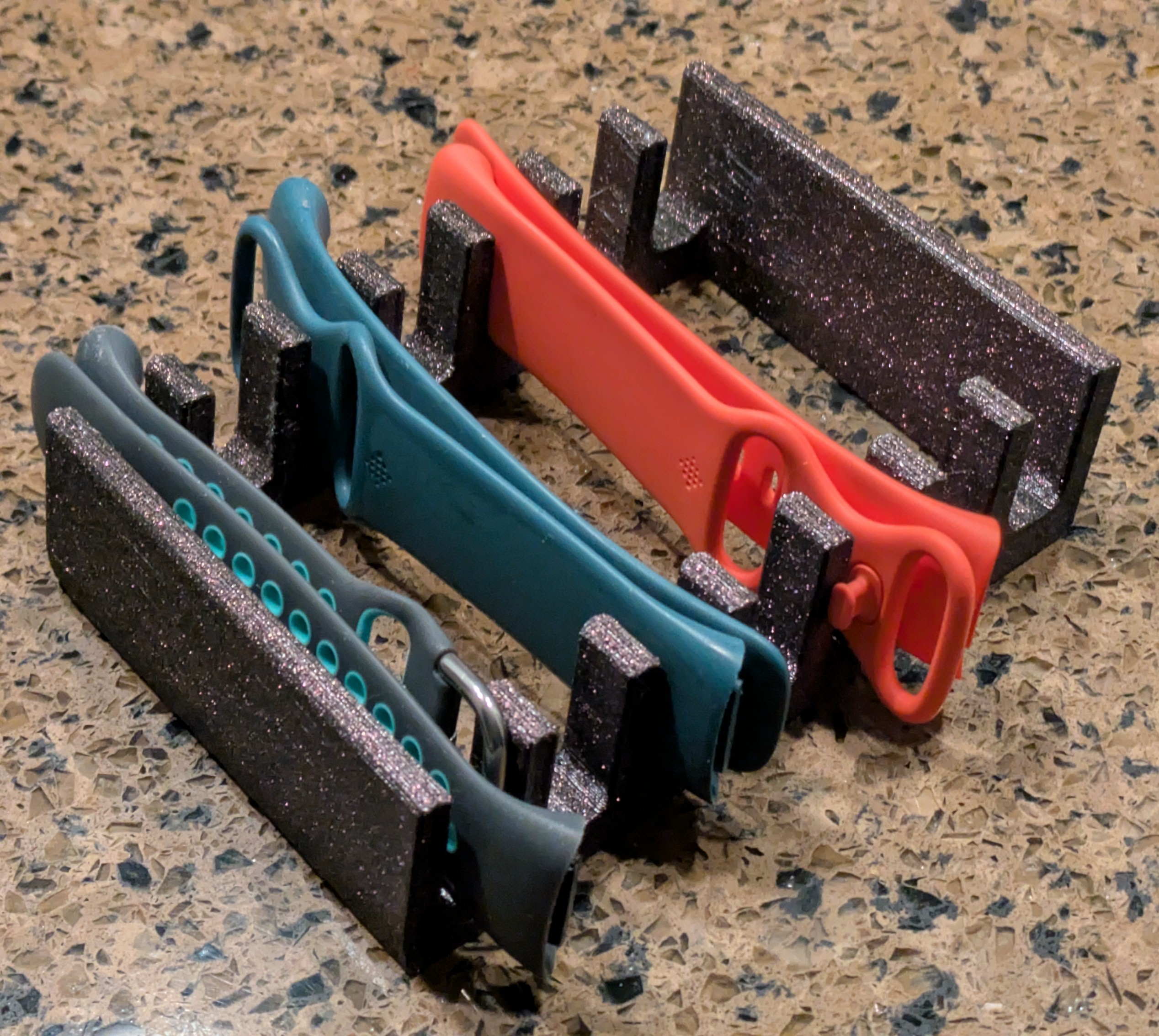 Thinner Apple Watch / Fitbit Charge 5/6 Band Holder