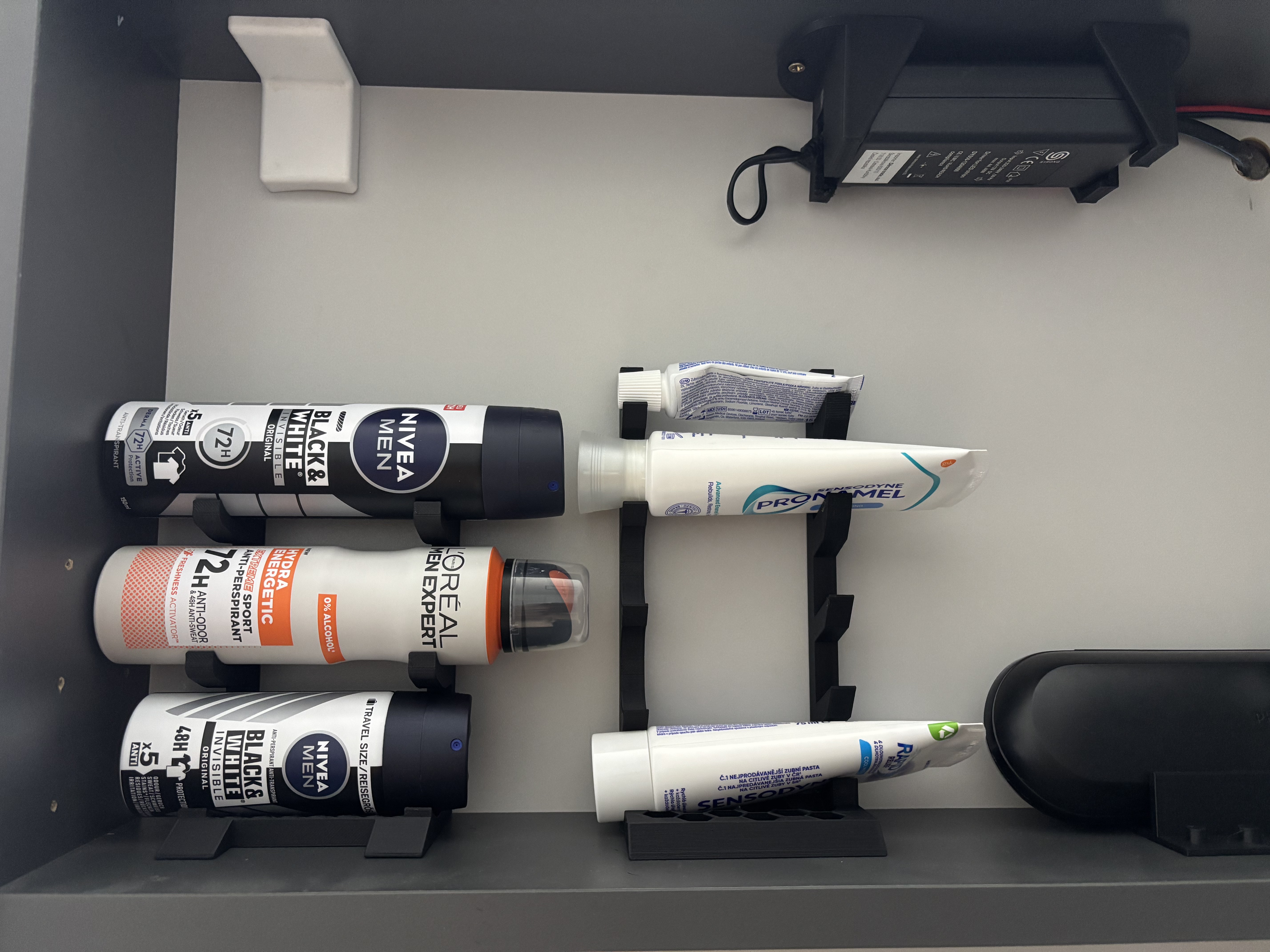 Toothpaste holder