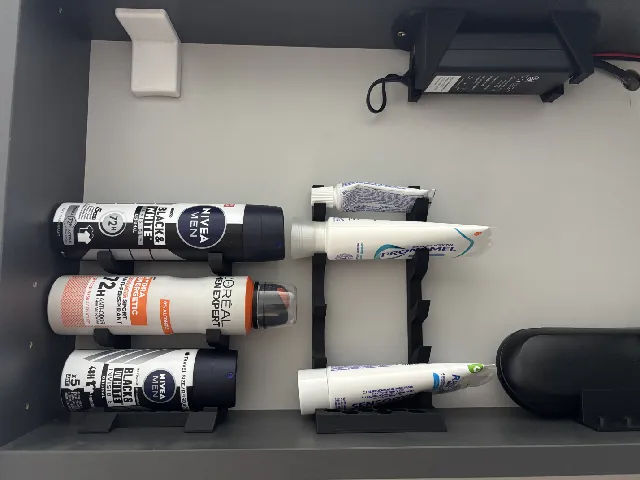 Toothpaste holder