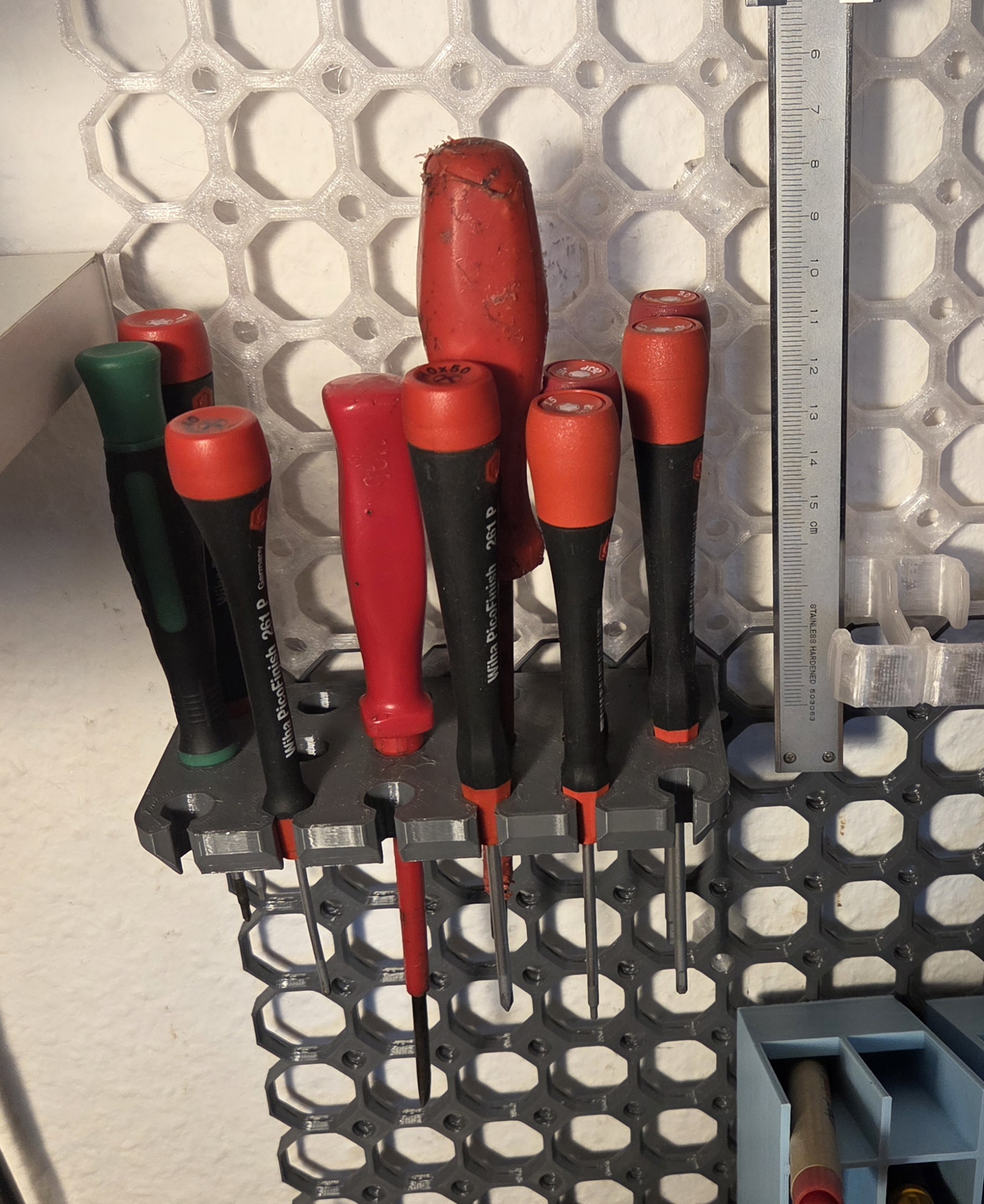 Multiboard Wiha Picofinish screwdriver holder Onshape / Parametric