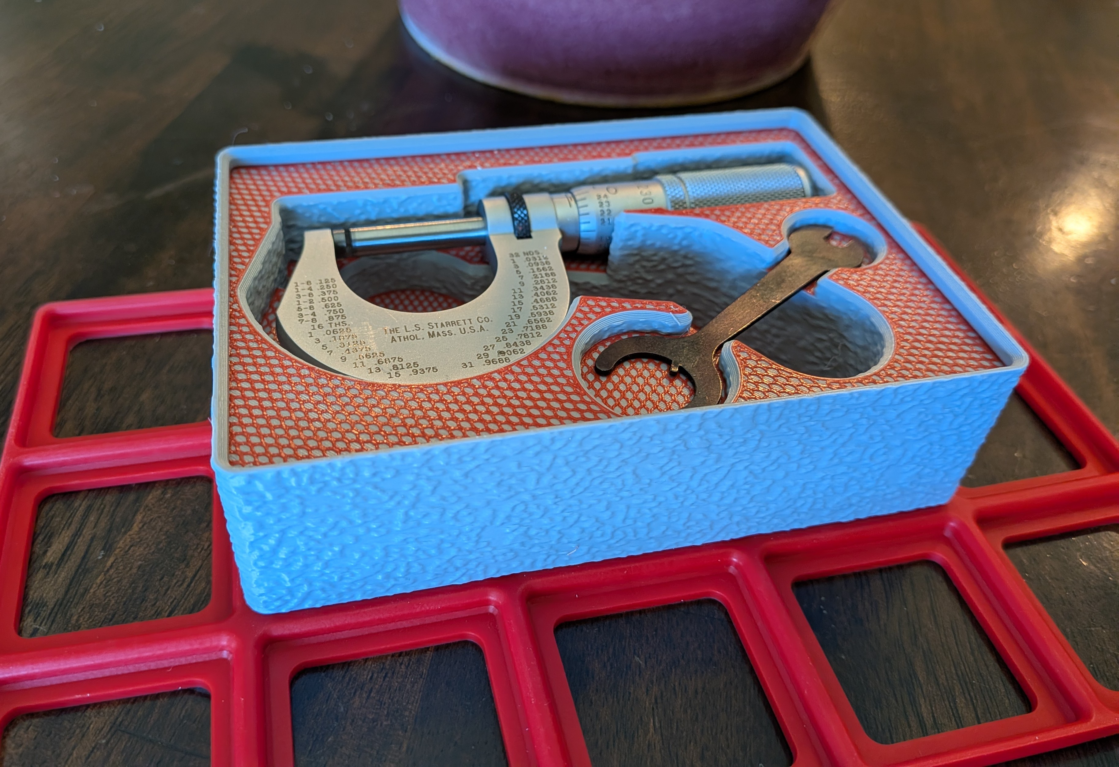 1" Micrometer Gridfinity box