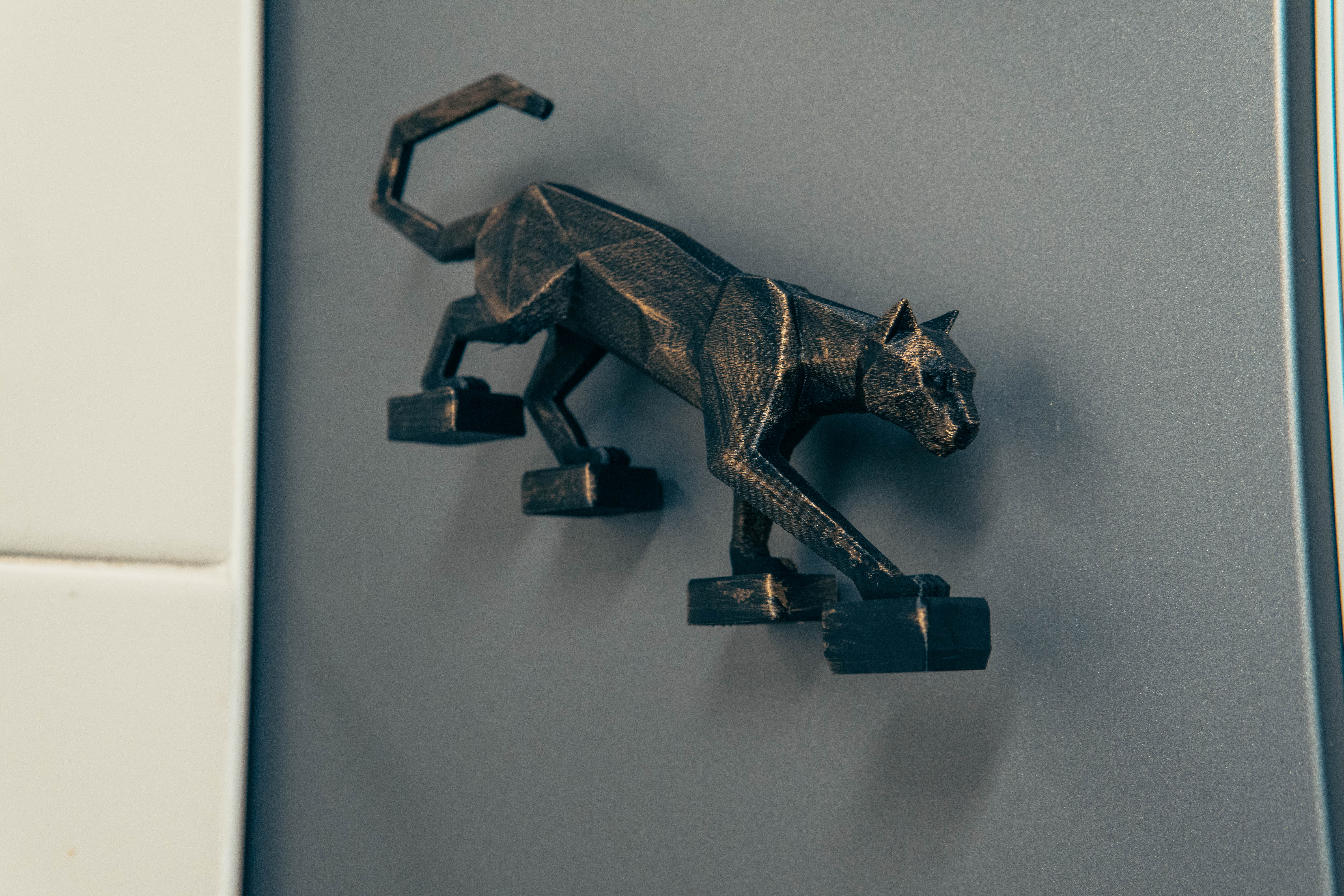 Miniatura 5 do modelo 3D Angular Panther with Floating Stairs