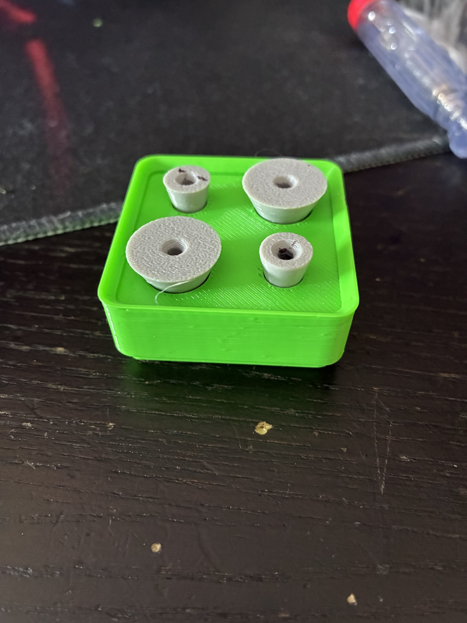 Pen Centering Cones + Gridfinity Holder – For Long‑Shaft Fine Pens