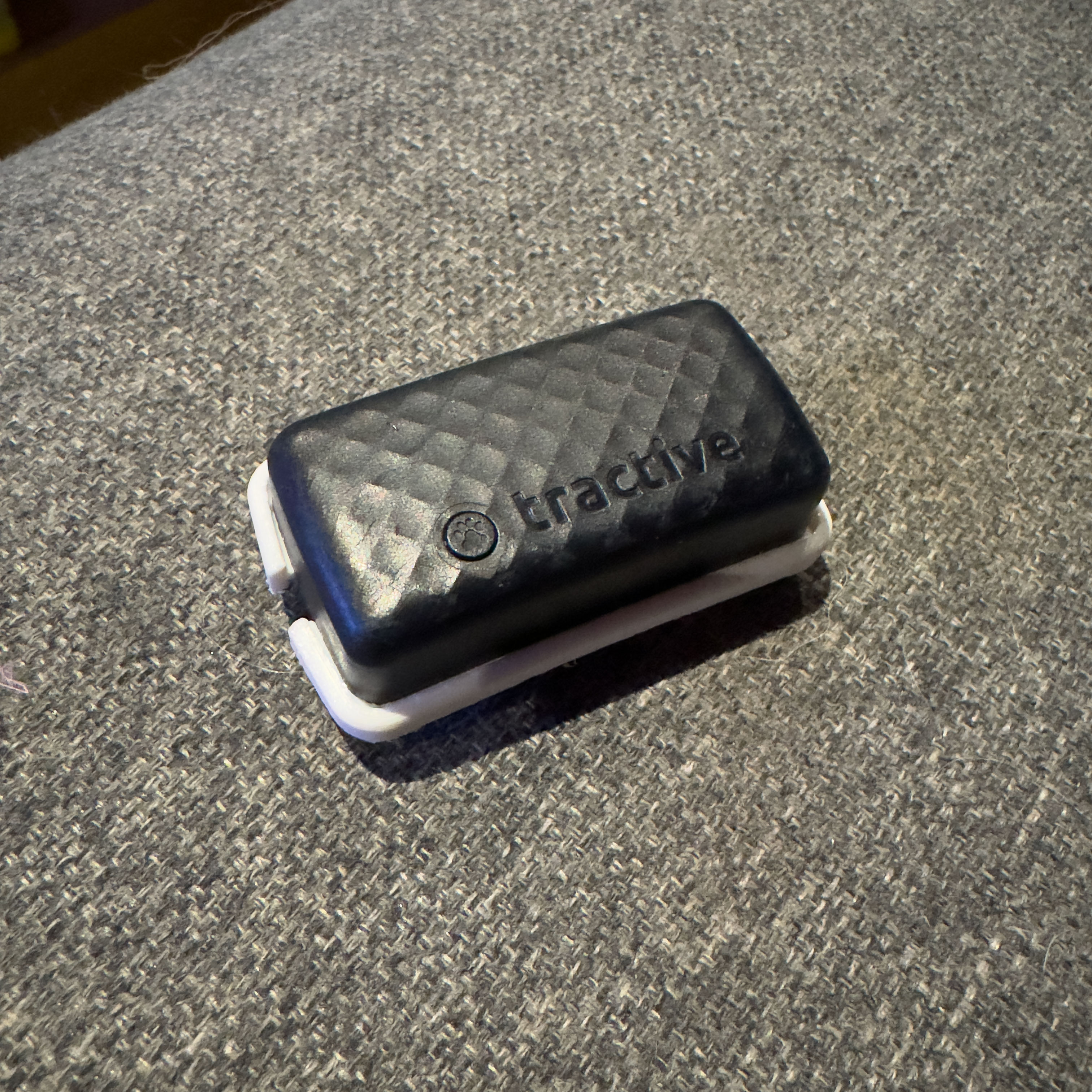 Tractive CAT Mini GPS holder replacement — thumbnail 4